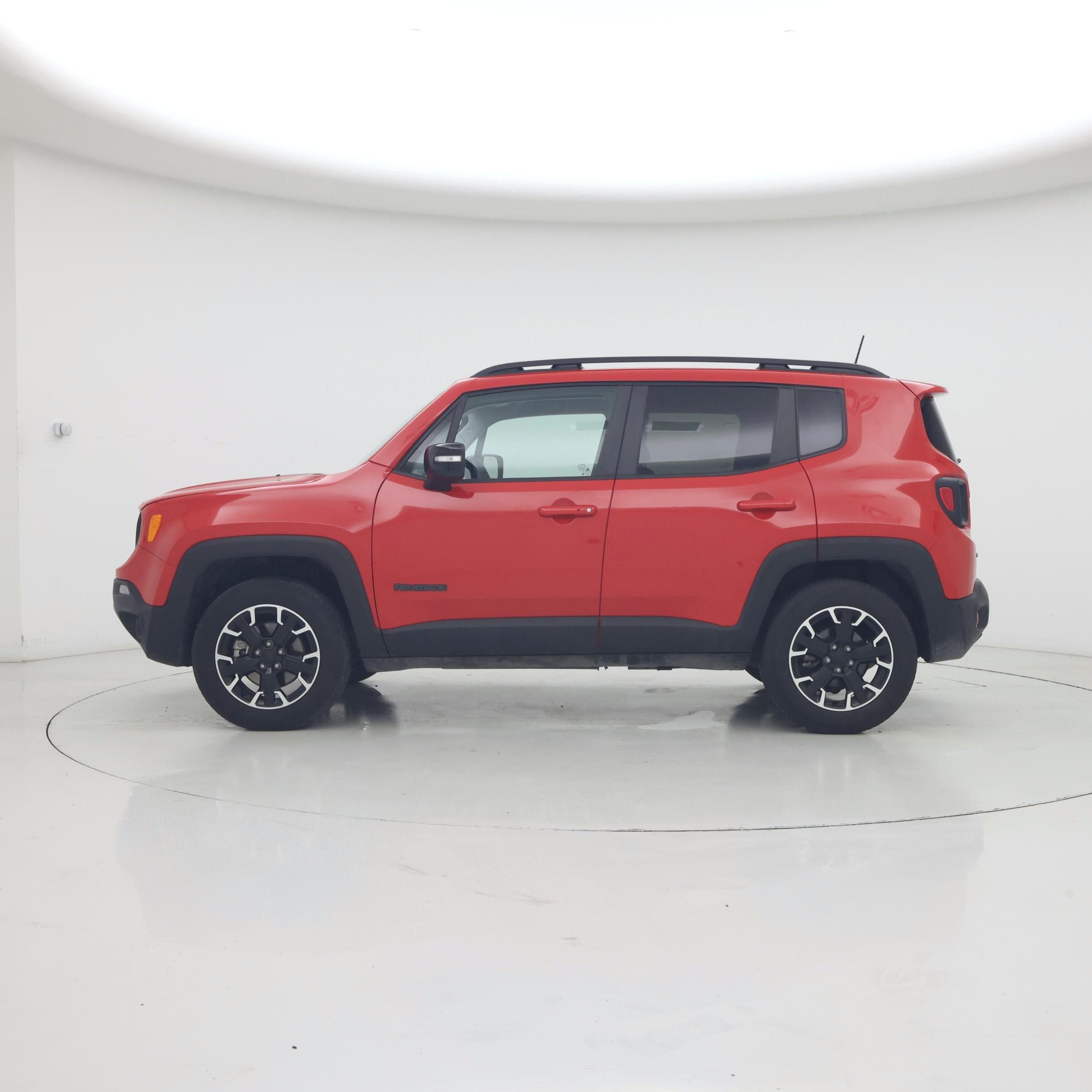 Thumbnail: 2023 Jeep Renegade - 3