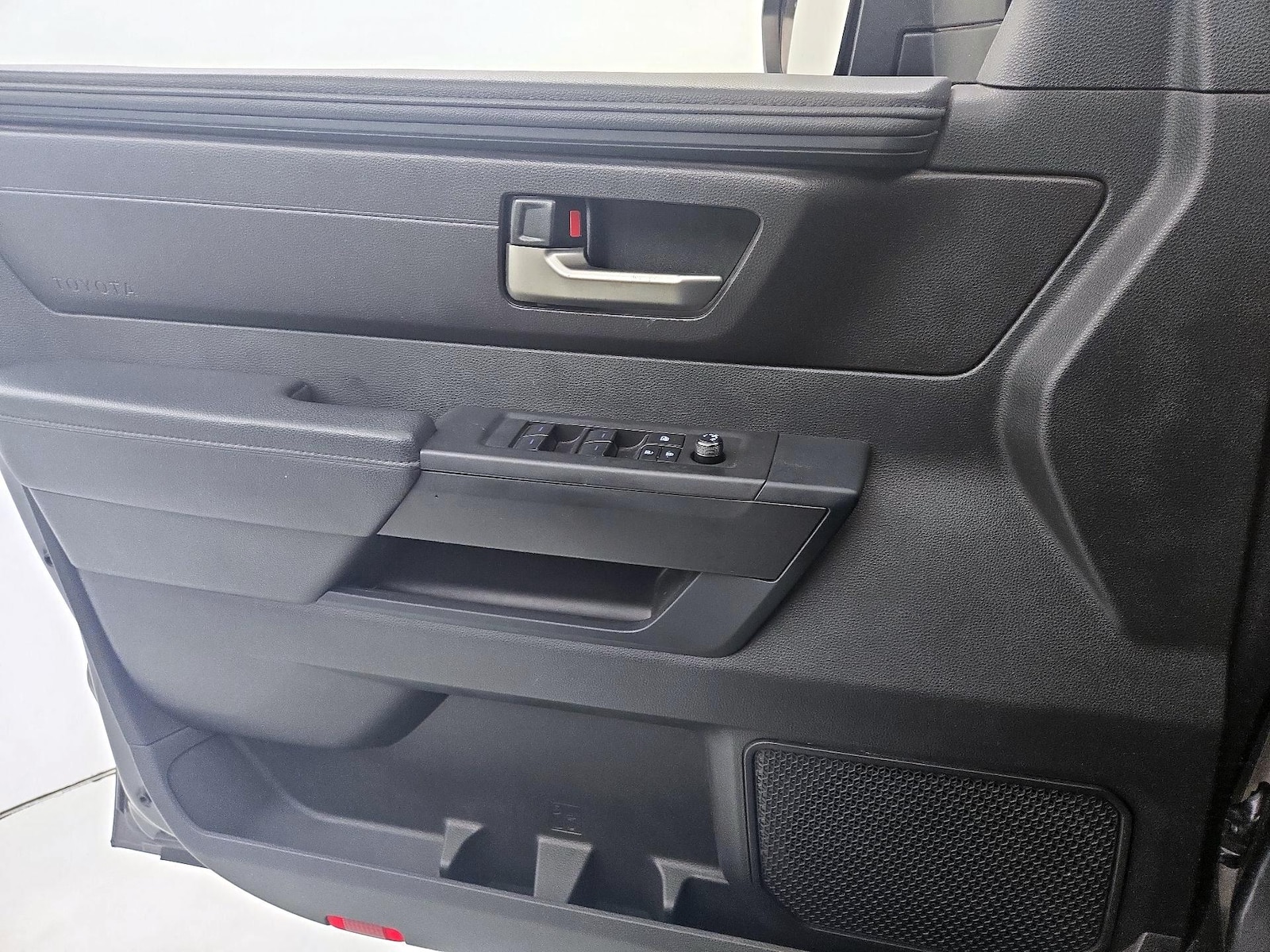 2024 Toyota Tundra SR5 - Photo 13