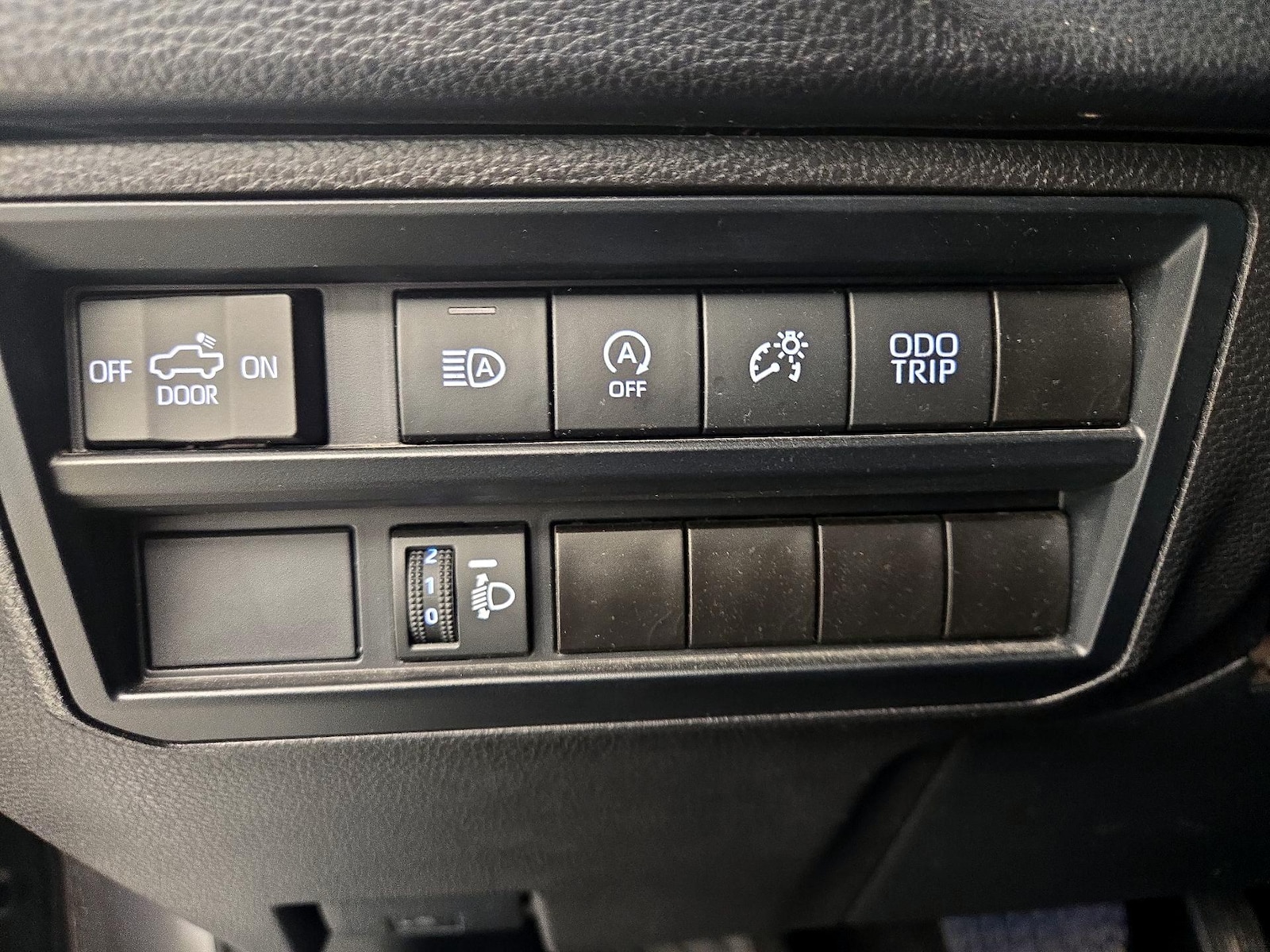 2024 Toyota Tundra SR5 - Photo 14