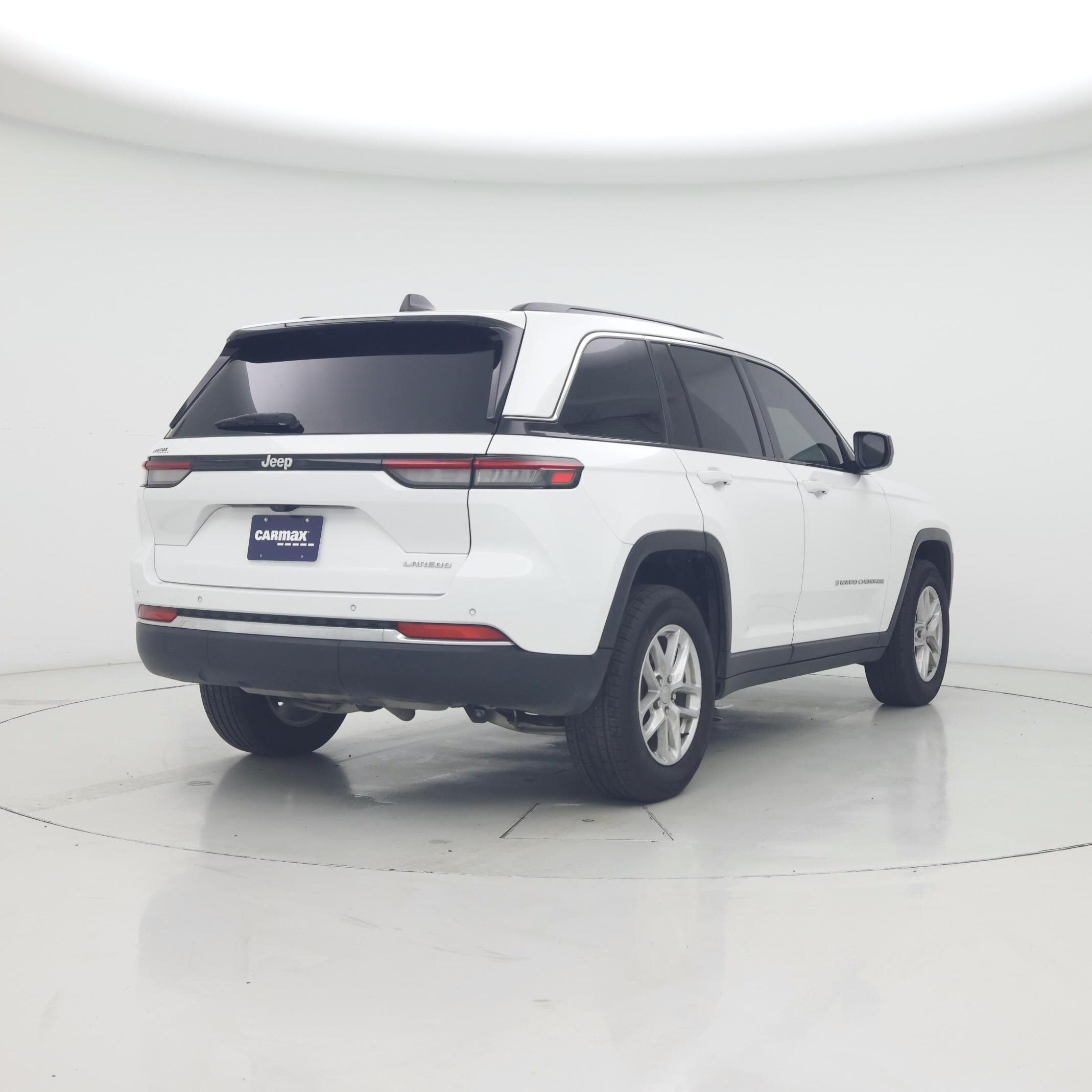 Thumbnail: 2024 Jeep Grand Cherokee - 8