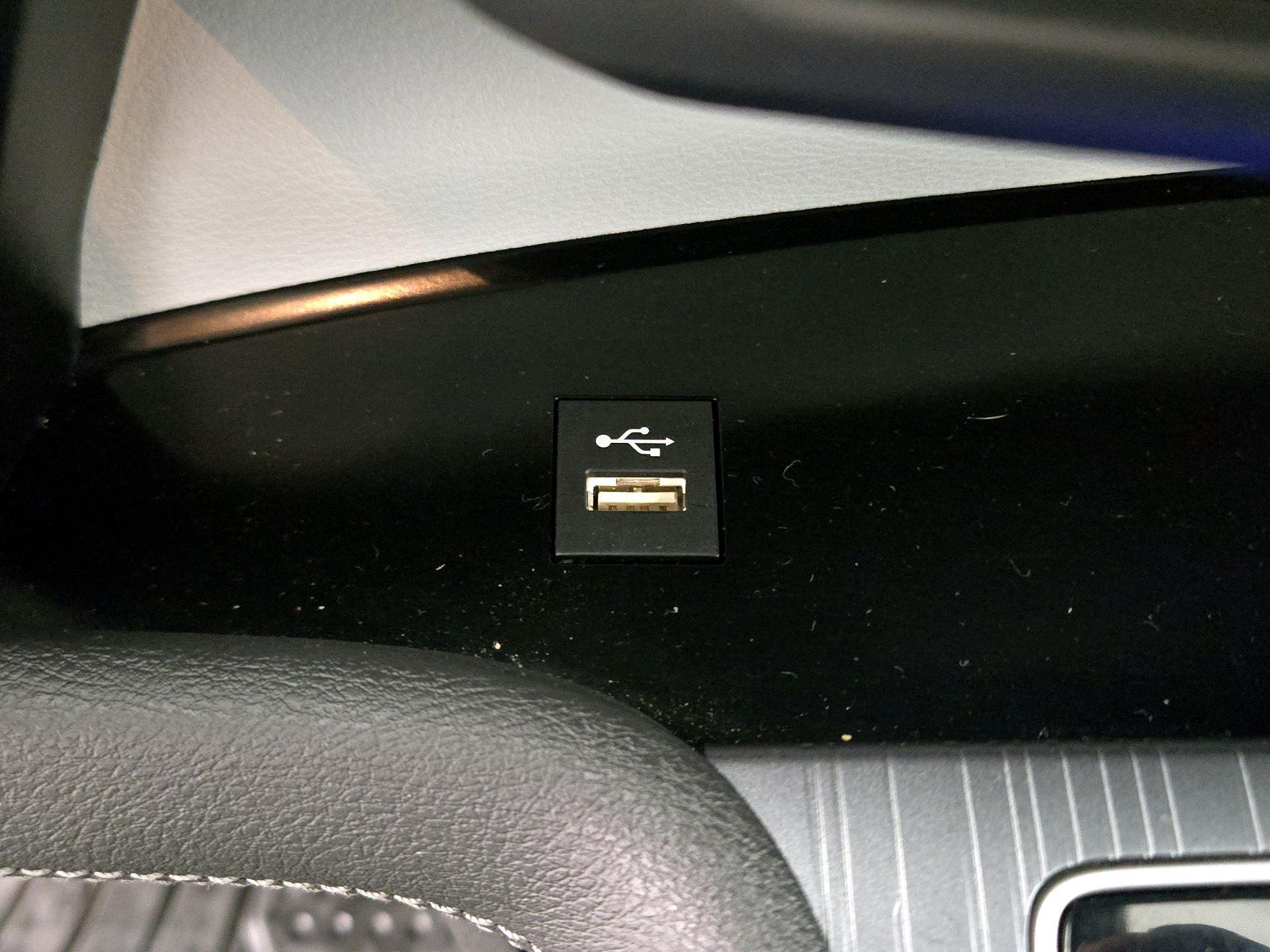 Thumbnail: 2025 Toyota Sienna - 18