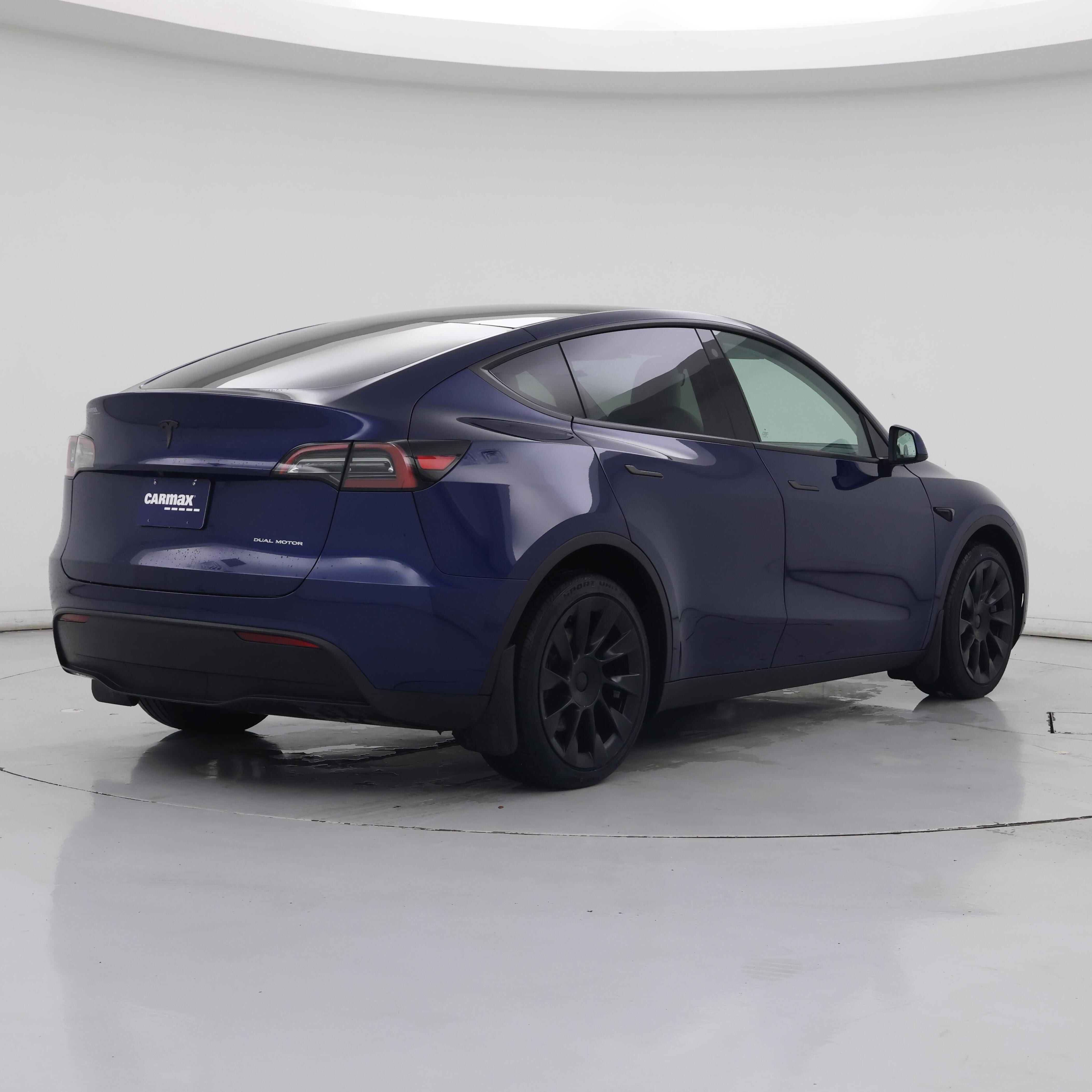 Thumbnail: 2023 Tesla Model Y - 8
