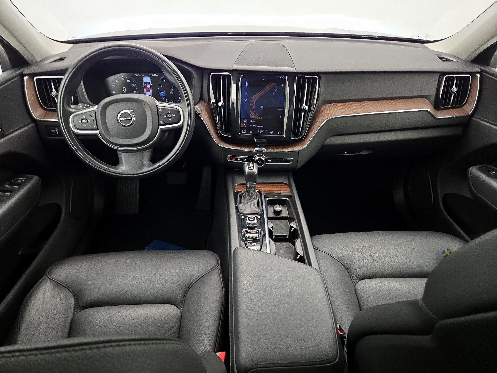 Thumbnail: 2021 Volvo XC60 - 9