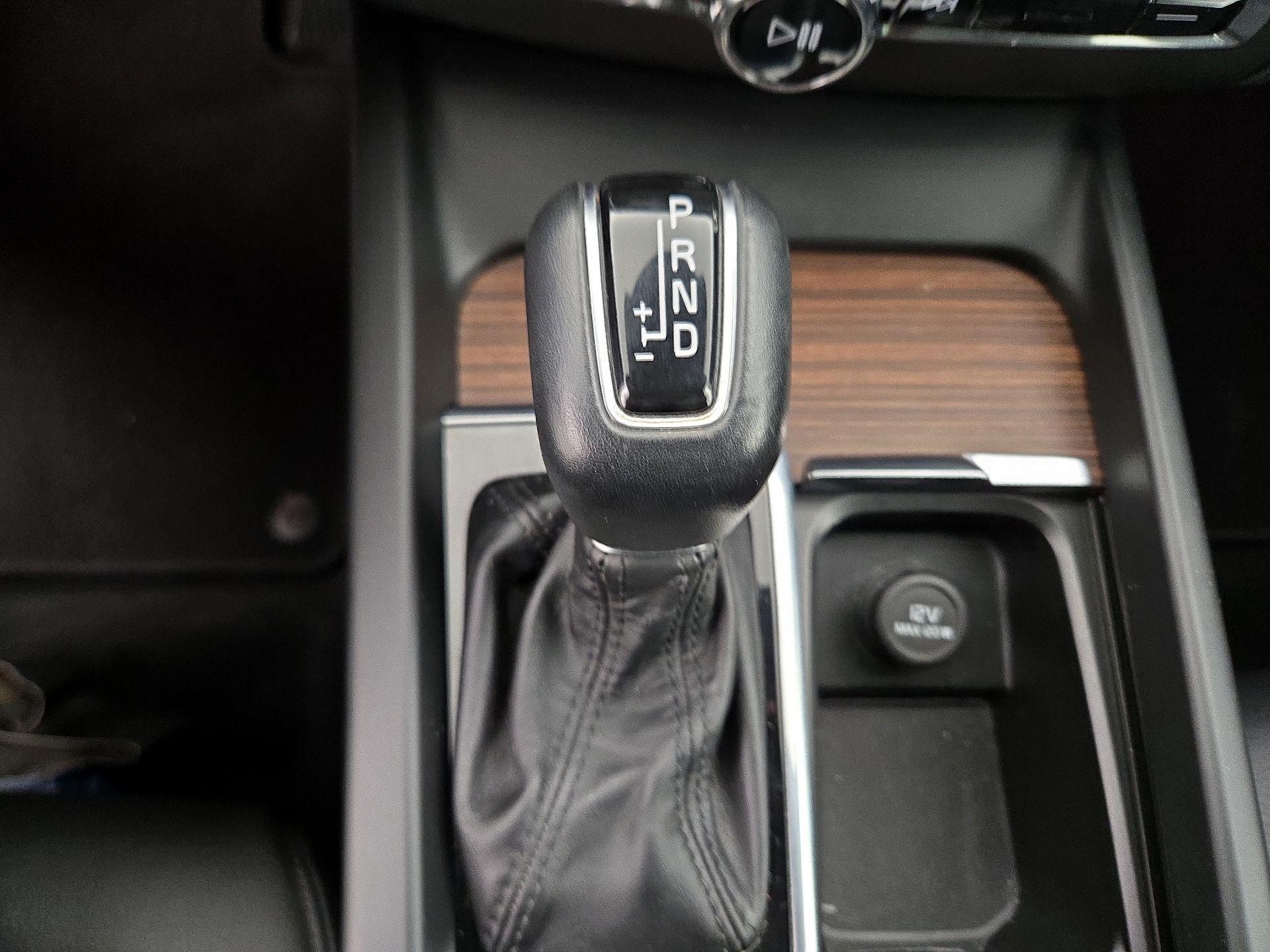 Thumbnail: 2021 Volvo XC60 - 18