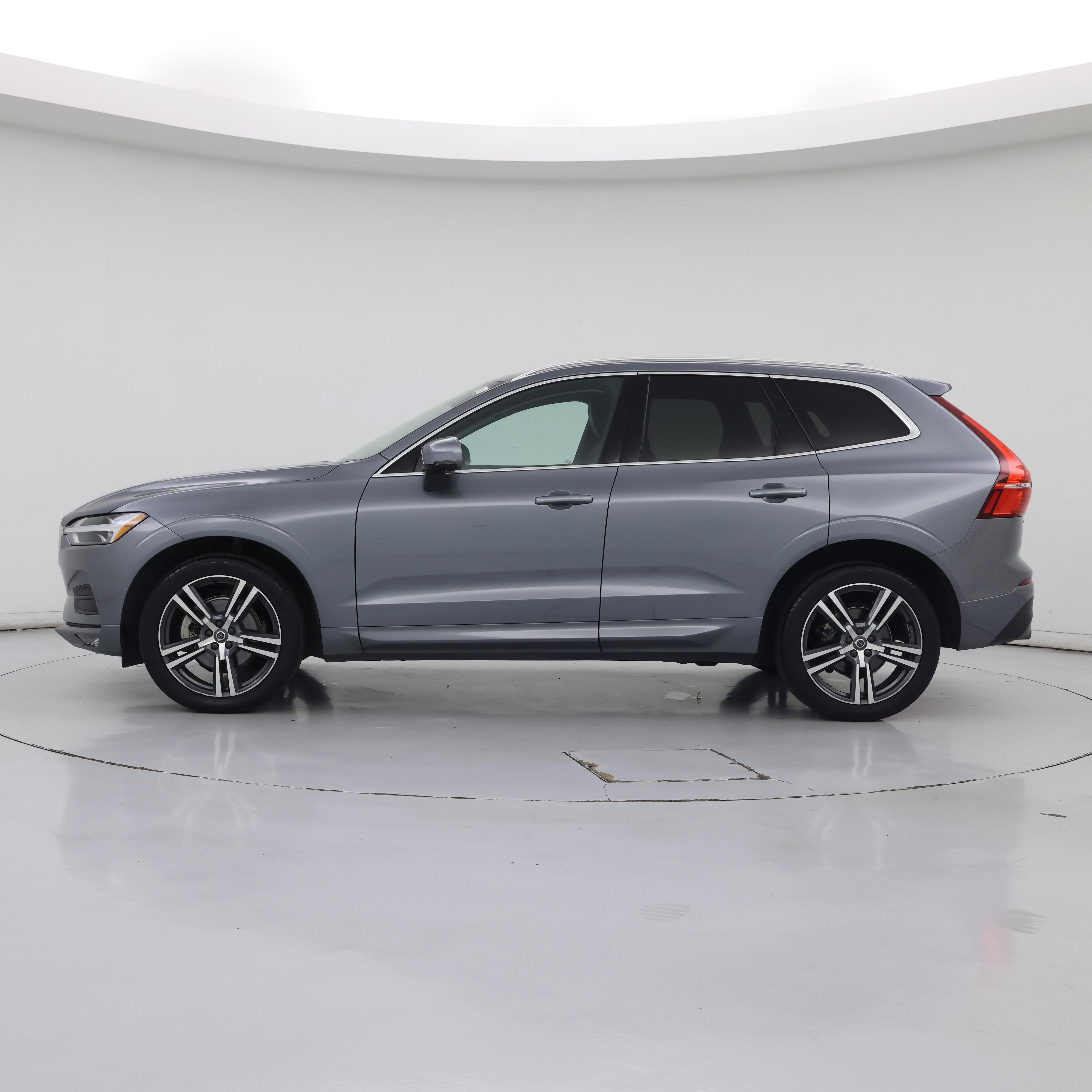 Thumbnail: 2021 Volvo XC60 - 3