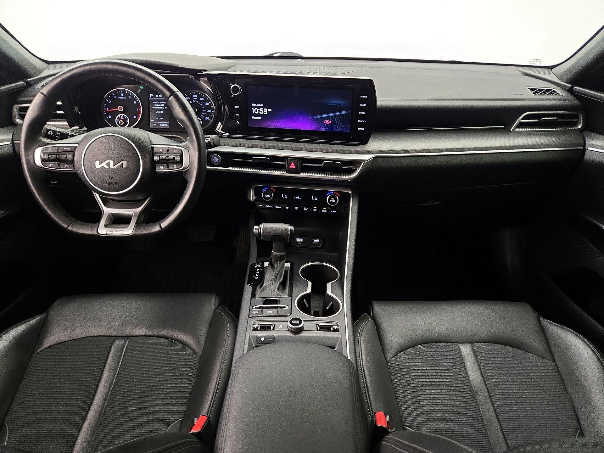 Thumbnail: 2023 Kia K5 - 9