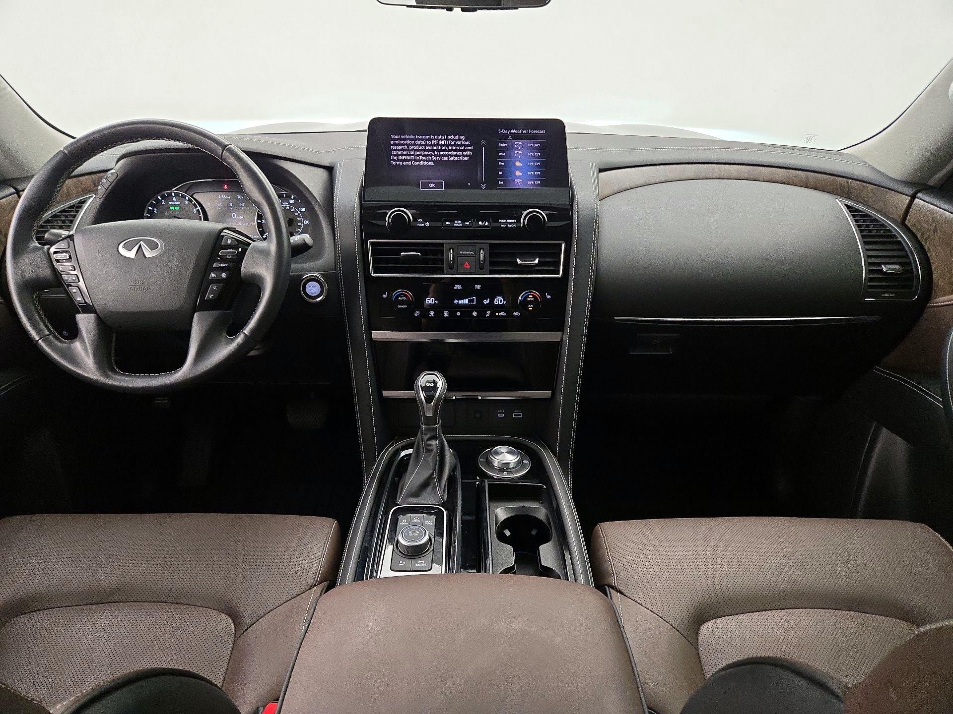Thumbnail: 2024 INFINITI QX80 - 9