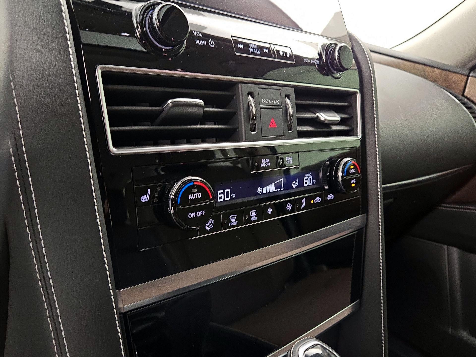 Thumbnail: 2024 INFINITI QX80 - 16