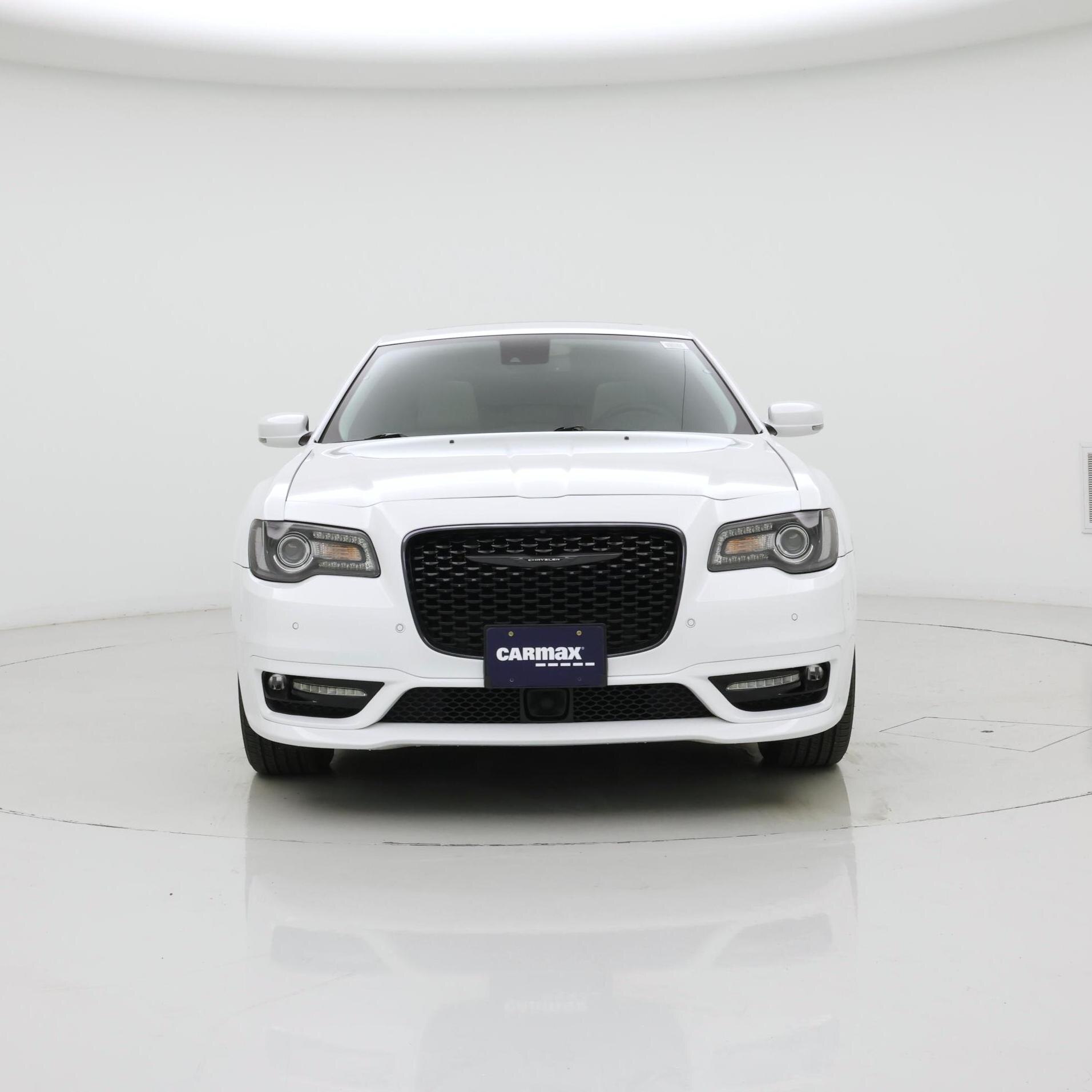Thumbnail: 2023 Chrysler 300 - 5