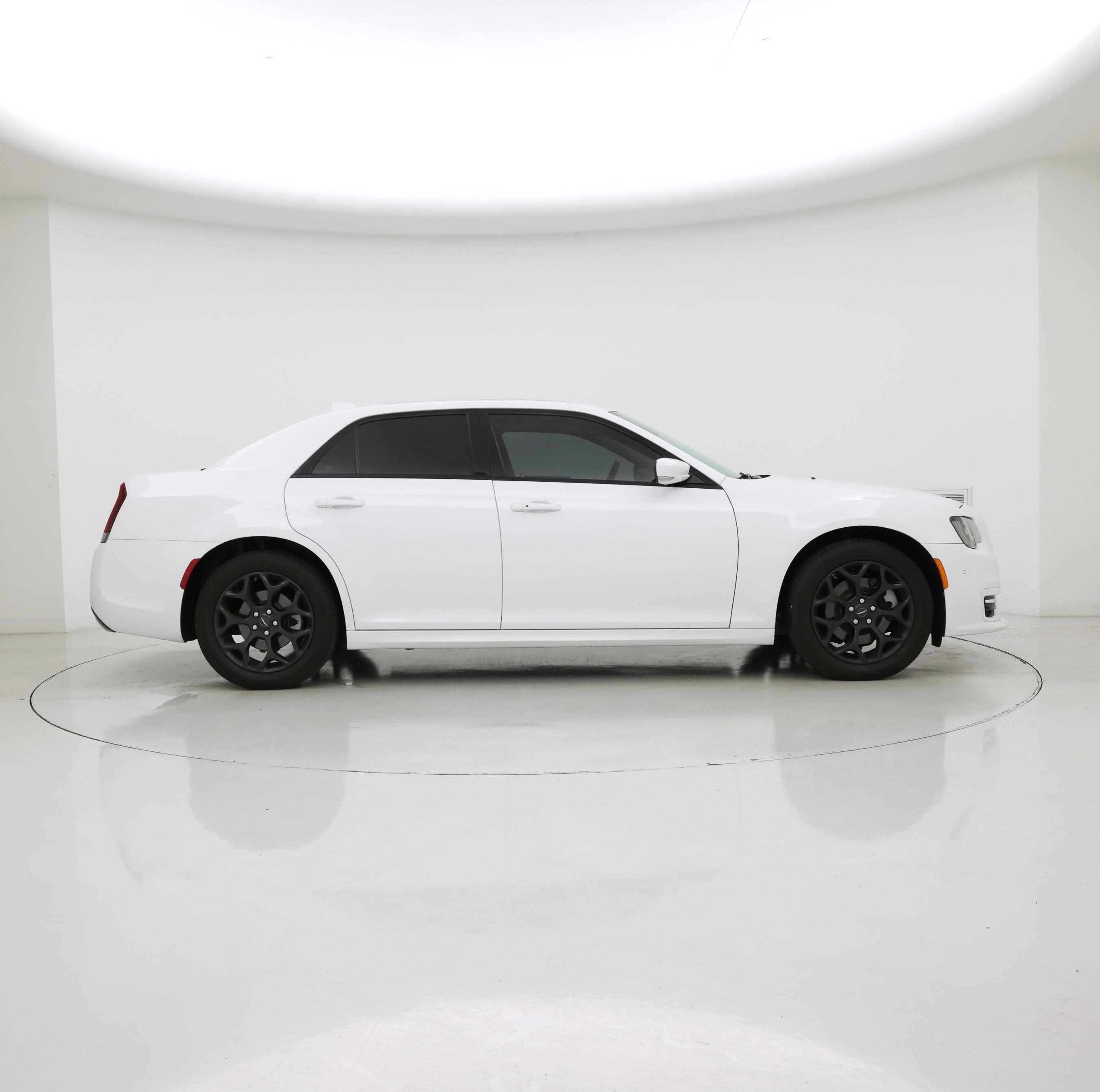 Thumbnail: 2023 Chrysler 300 - 7