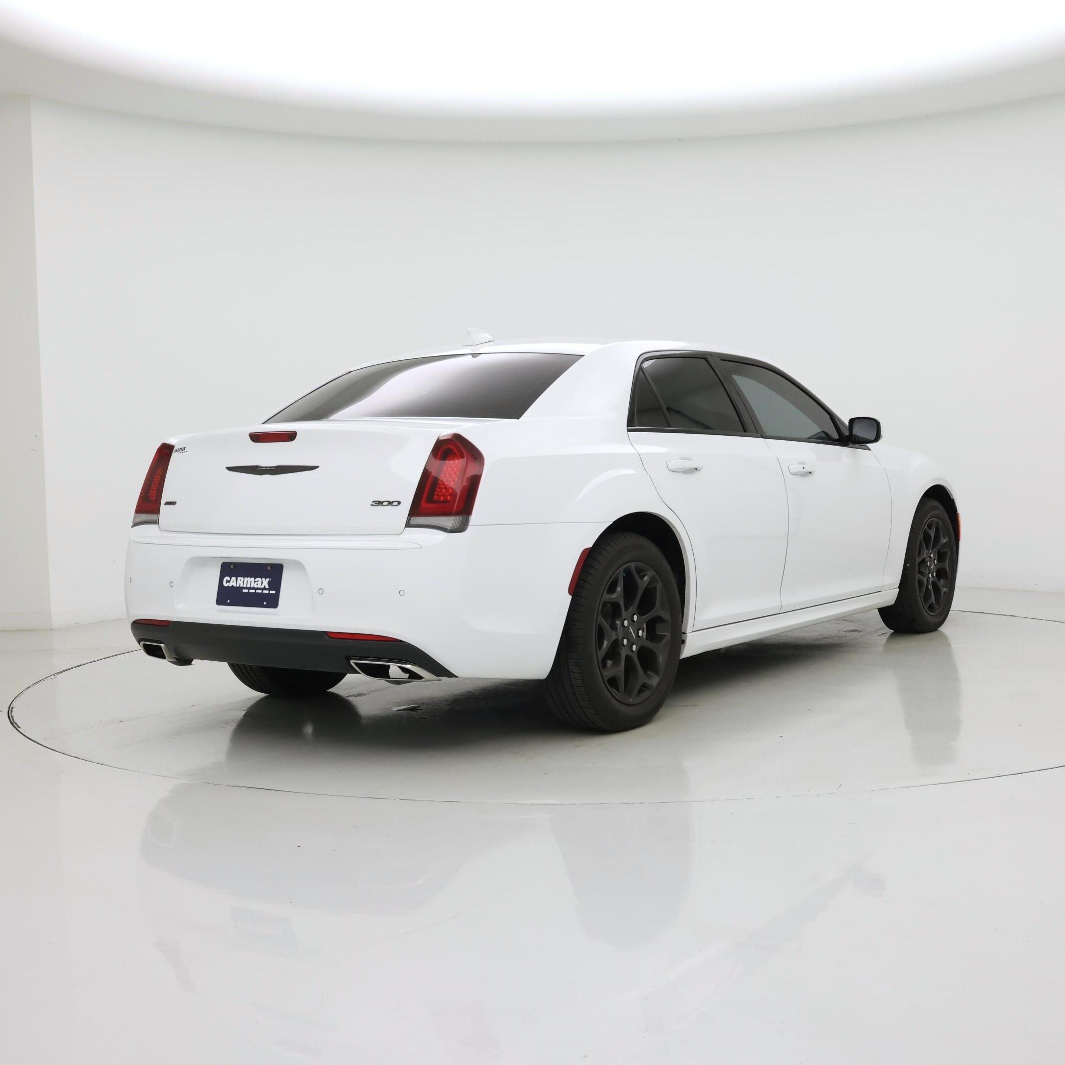 Thumbnail: 2023 Chrysler 300 - 8