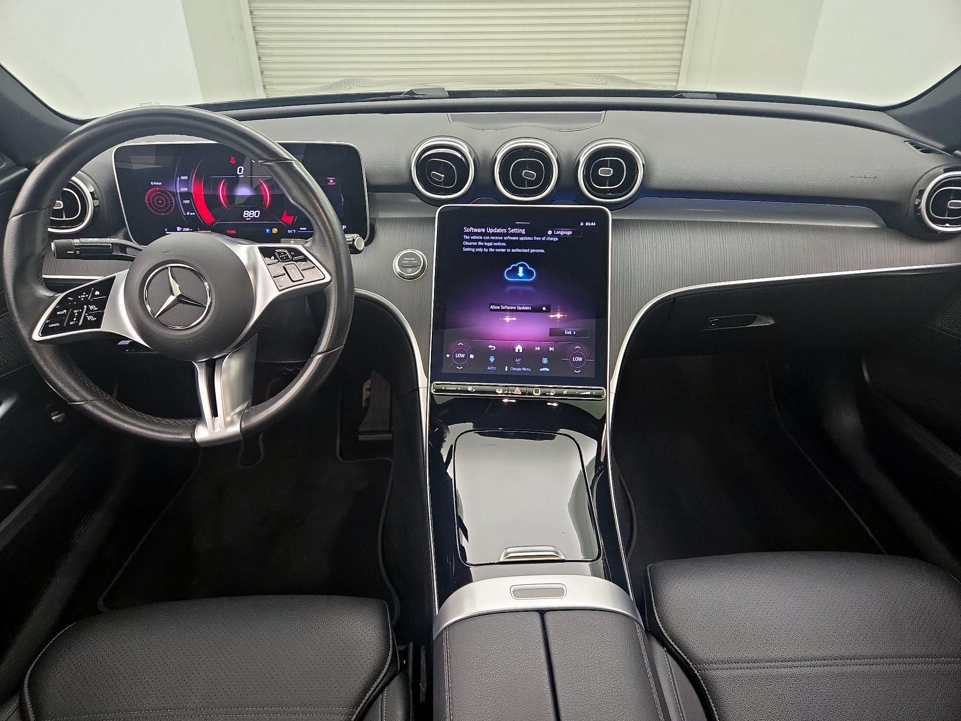 Thumbnail: 2025 Mercedes-Benz C-Class - 9