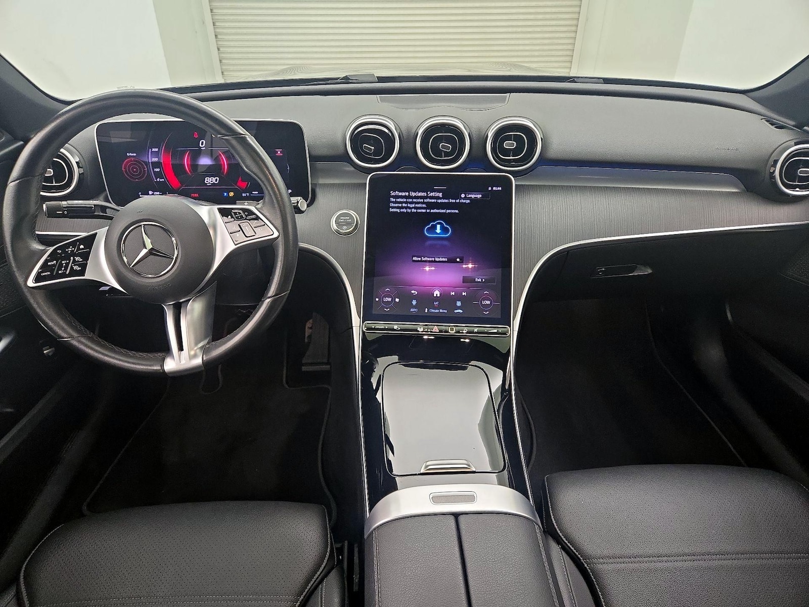 2025 Mercedes-Benz C-Class Sedan C 300 - Photo 10