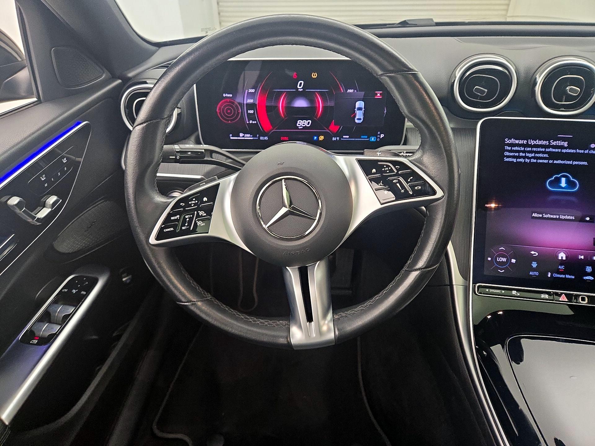 Thumbnail: 2025 Mercedes-Benz C-Class - 10