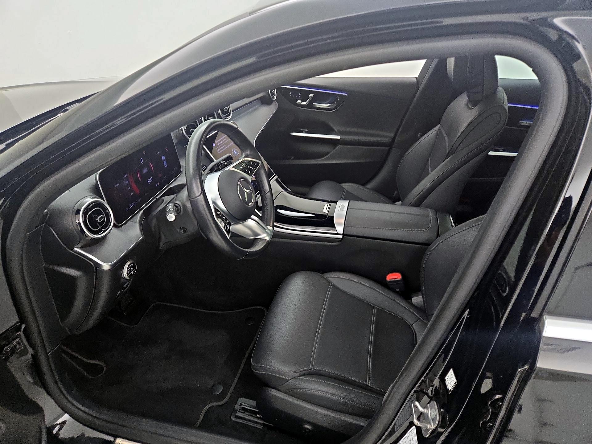 Thumbnail: 2025 Mercedes-Benz C-Class - 11