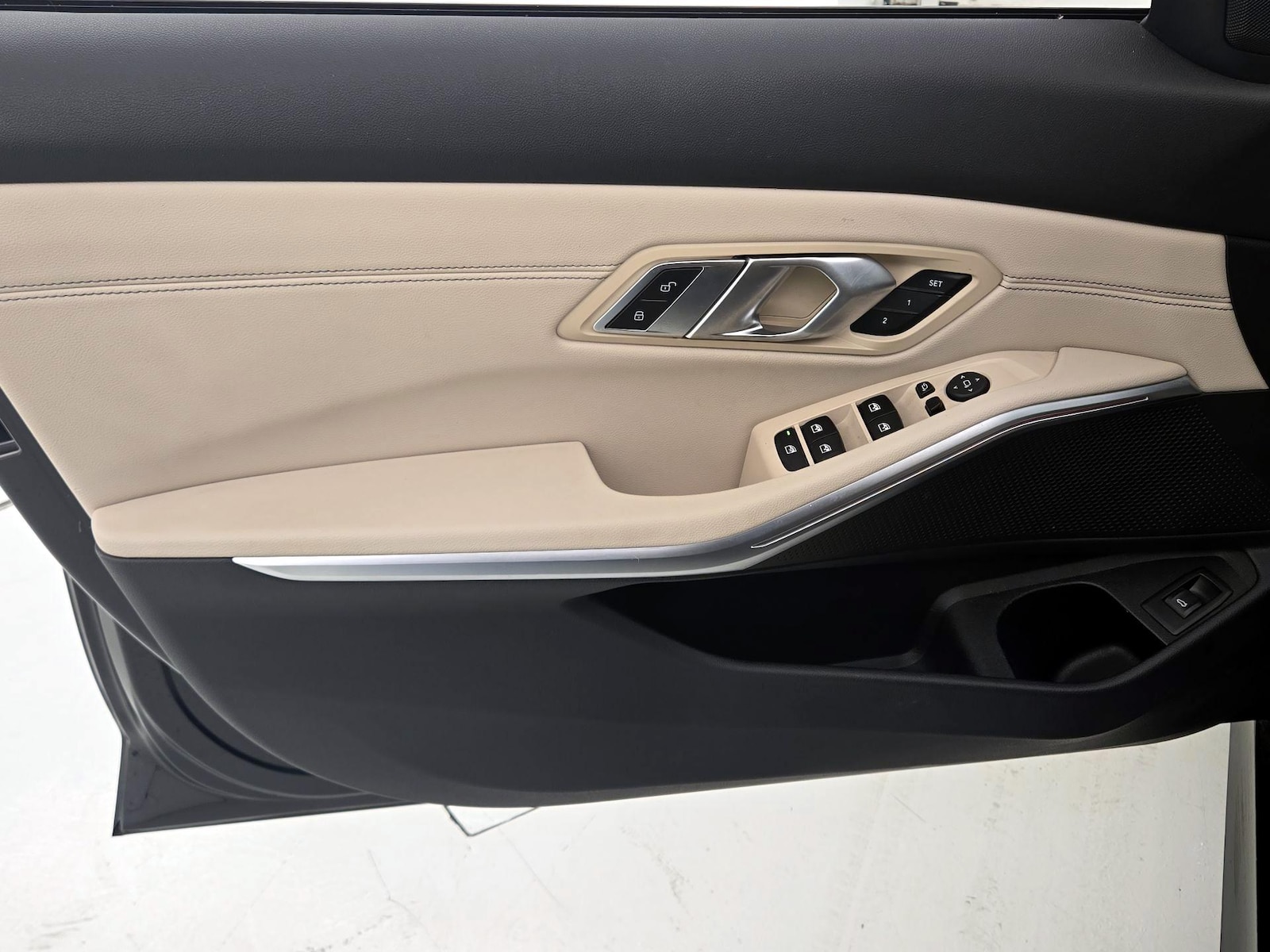 2022 BMW 3 Series 330i - Photo 13