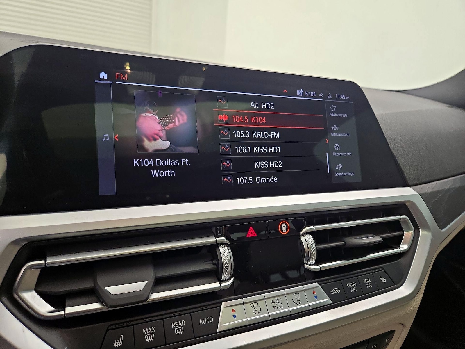 2022 BMW 3 Series 330i - Photo 17