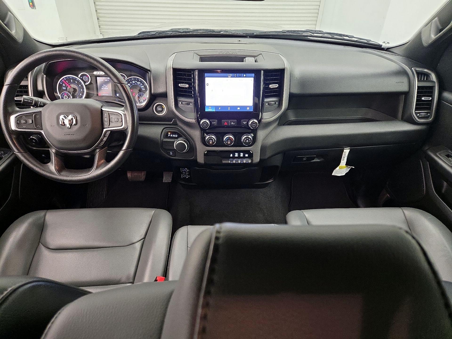 Thumbnail: 2025 RAM 1500 - 9