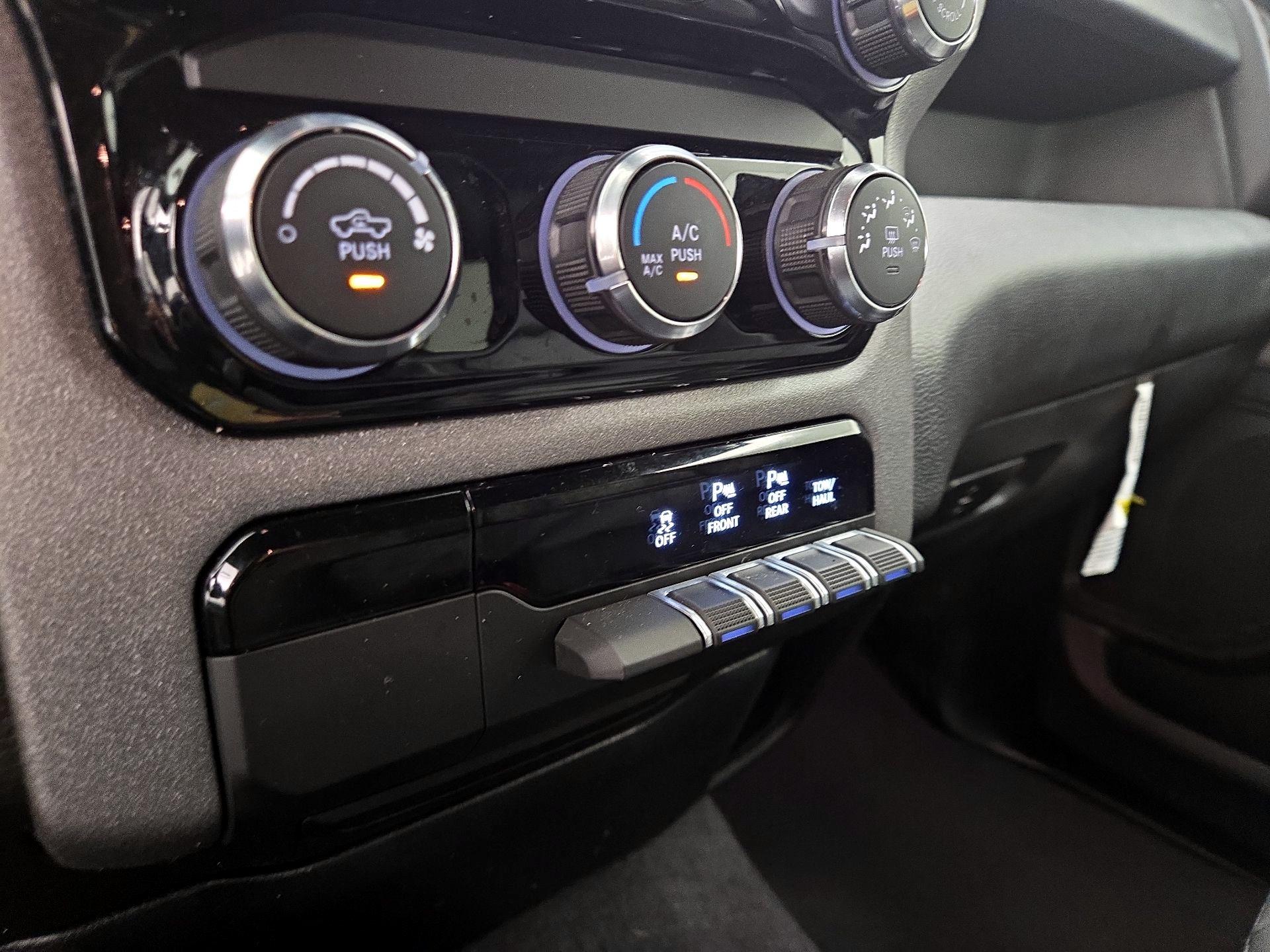 Thumbnail: 2025 RAM 1500 - 16