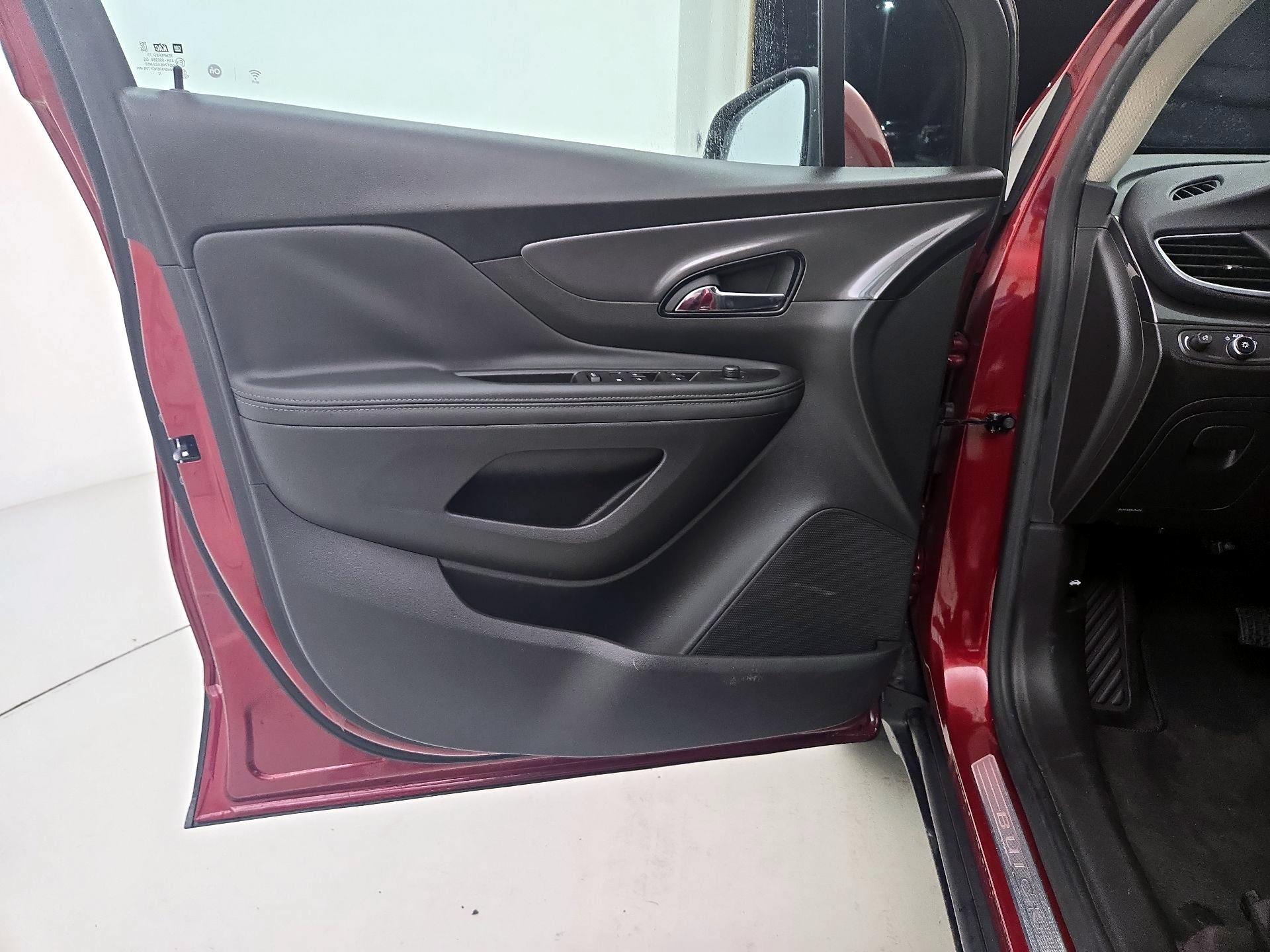 Thumbnail: 2022 Buick Encore - 12