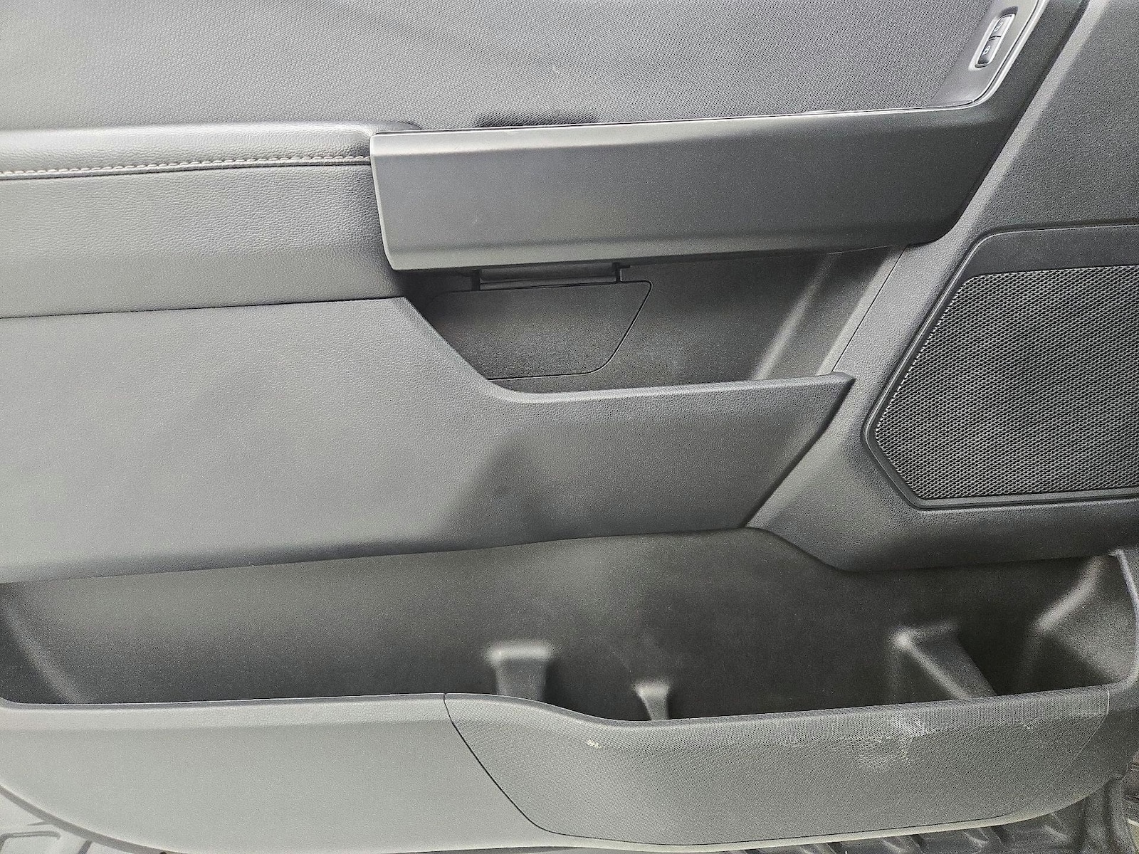 2024 Ford F-150 STX - Photo 13