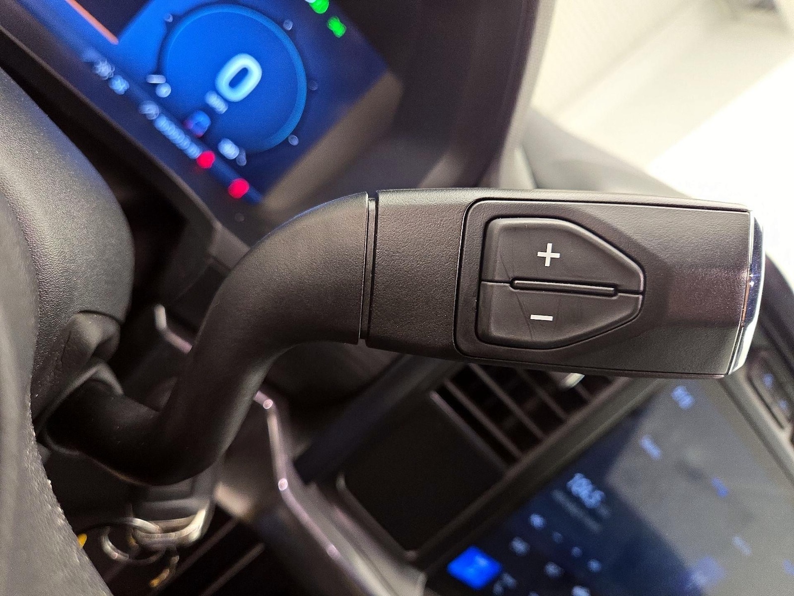 2024 Ford F-150 STX - Photo 19