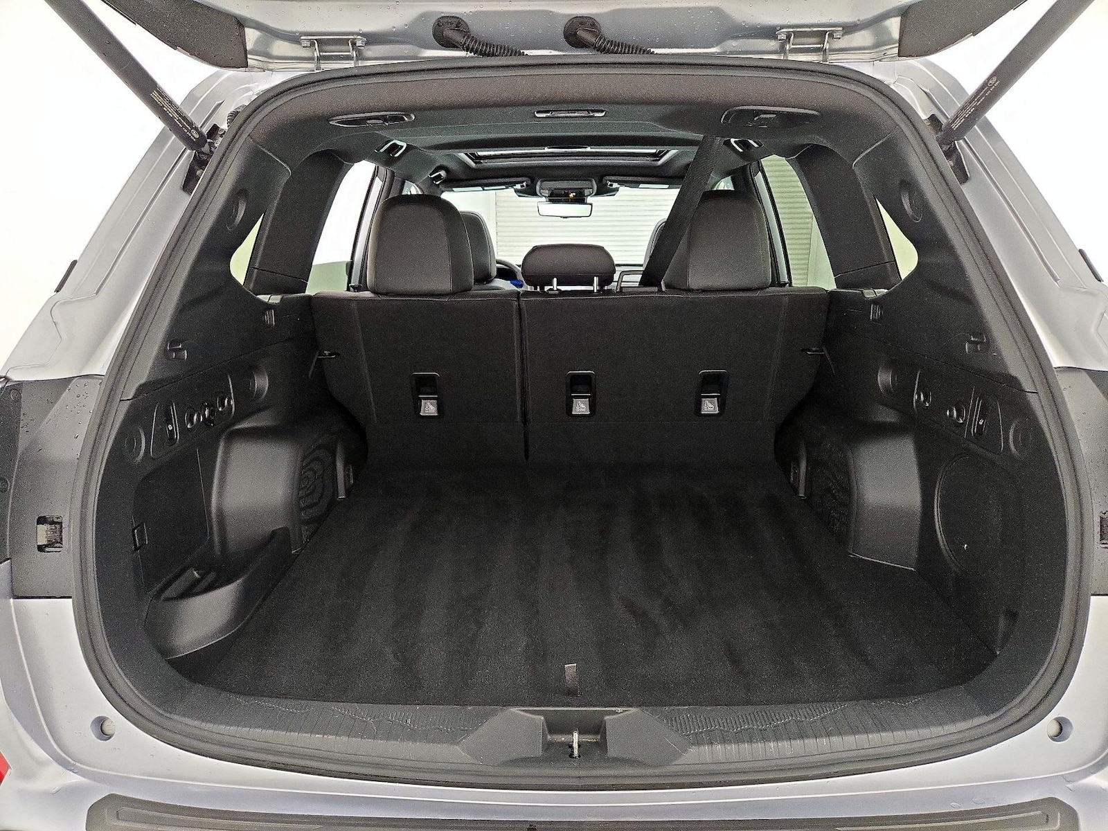 2025 Subaru Forester Touring - Photo 22