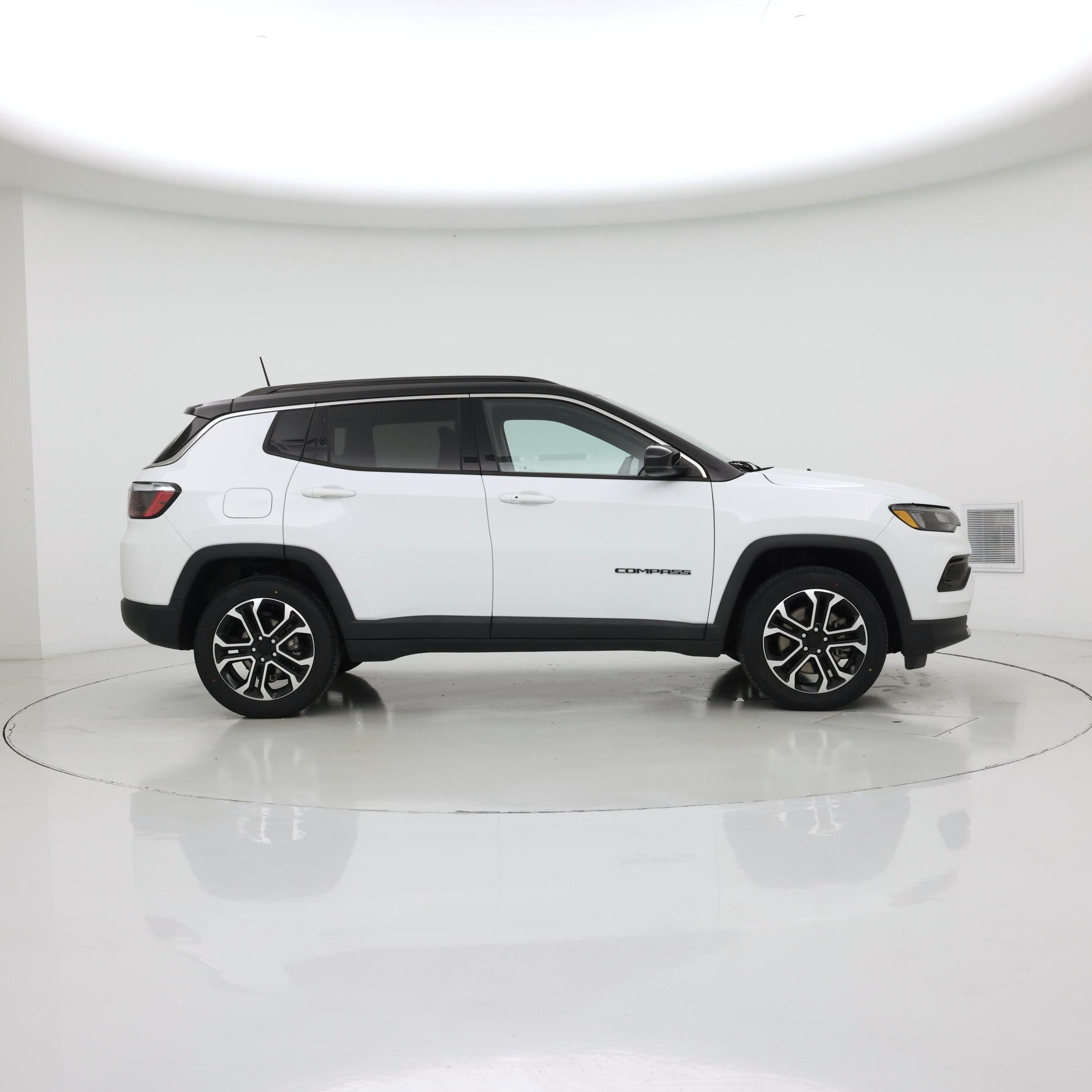 Thumbnail: 2023 Jeep Compass - 7