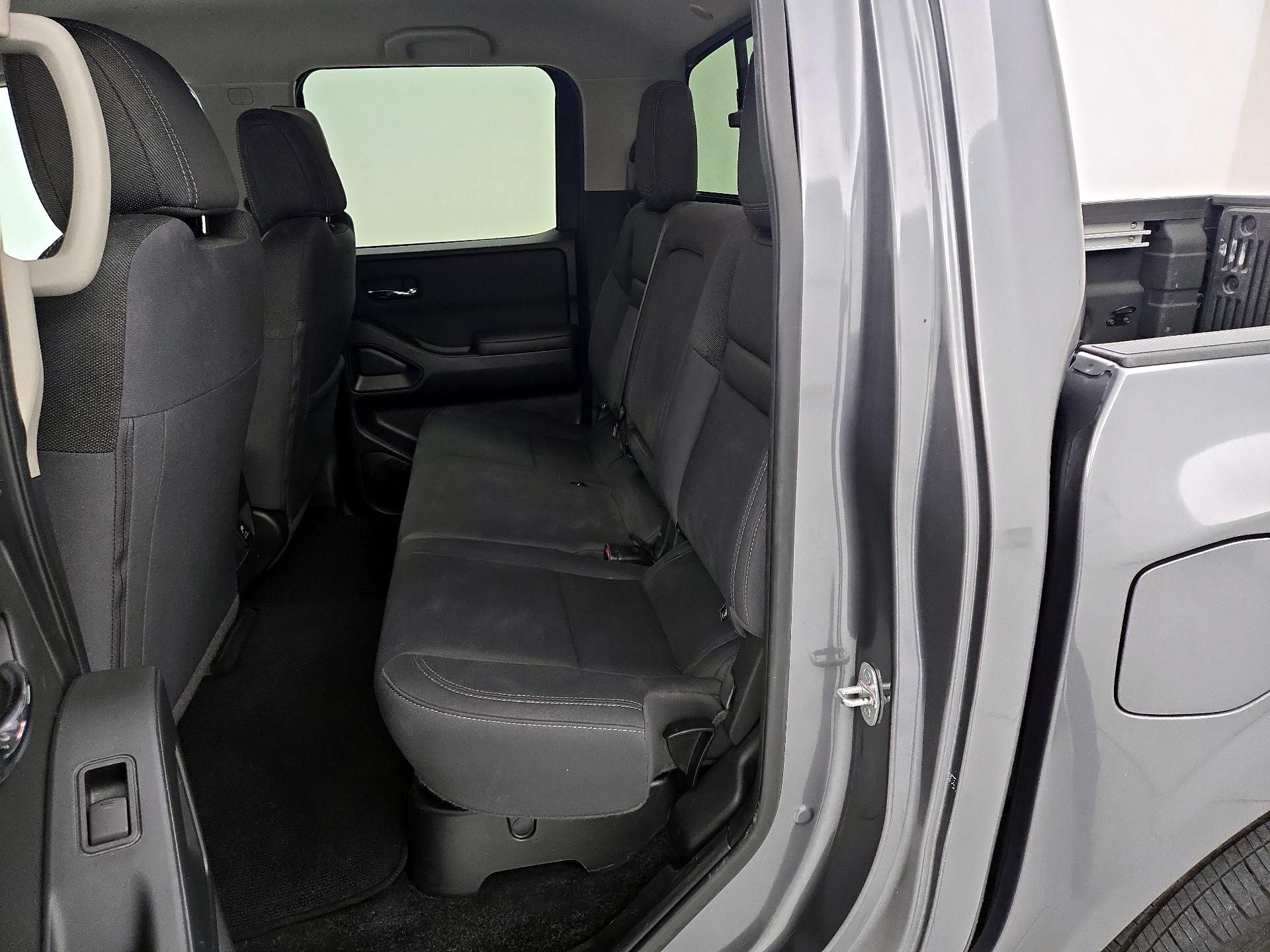 Thumbnail: 2023 Nissan Frontier - 19