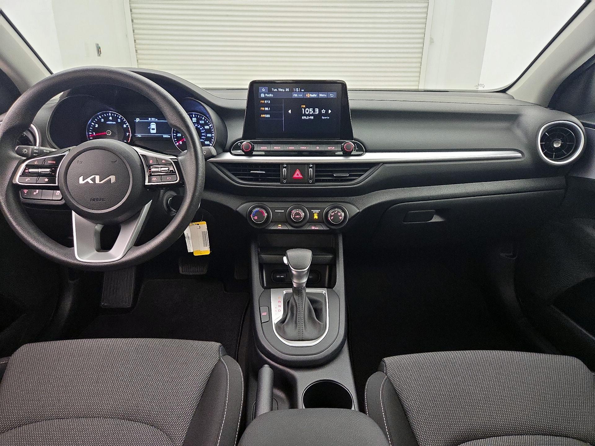 Thumbnail: 2024 Kia Forte - 9