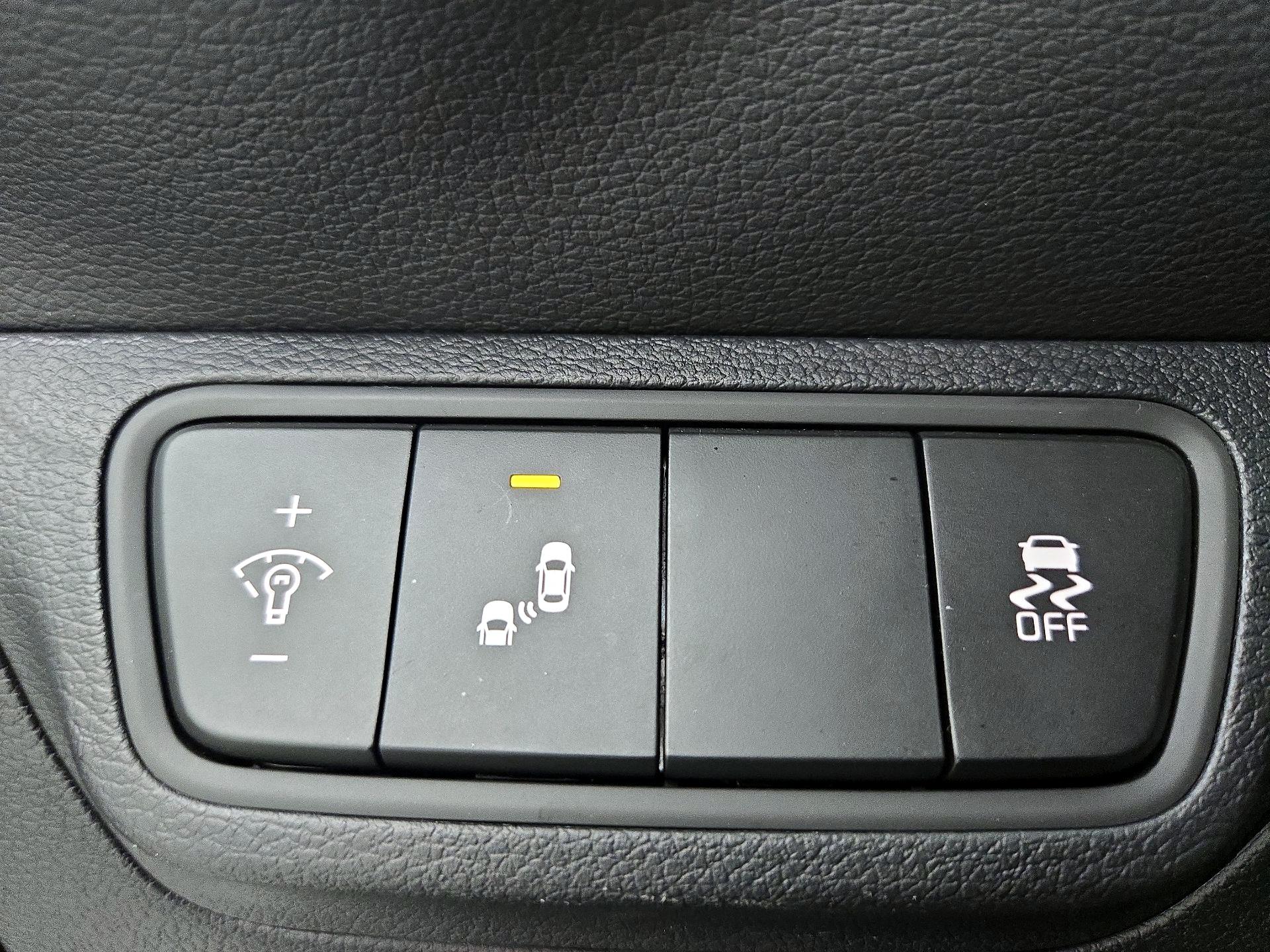 Thumbnail: 2024 Kia Forte - 13