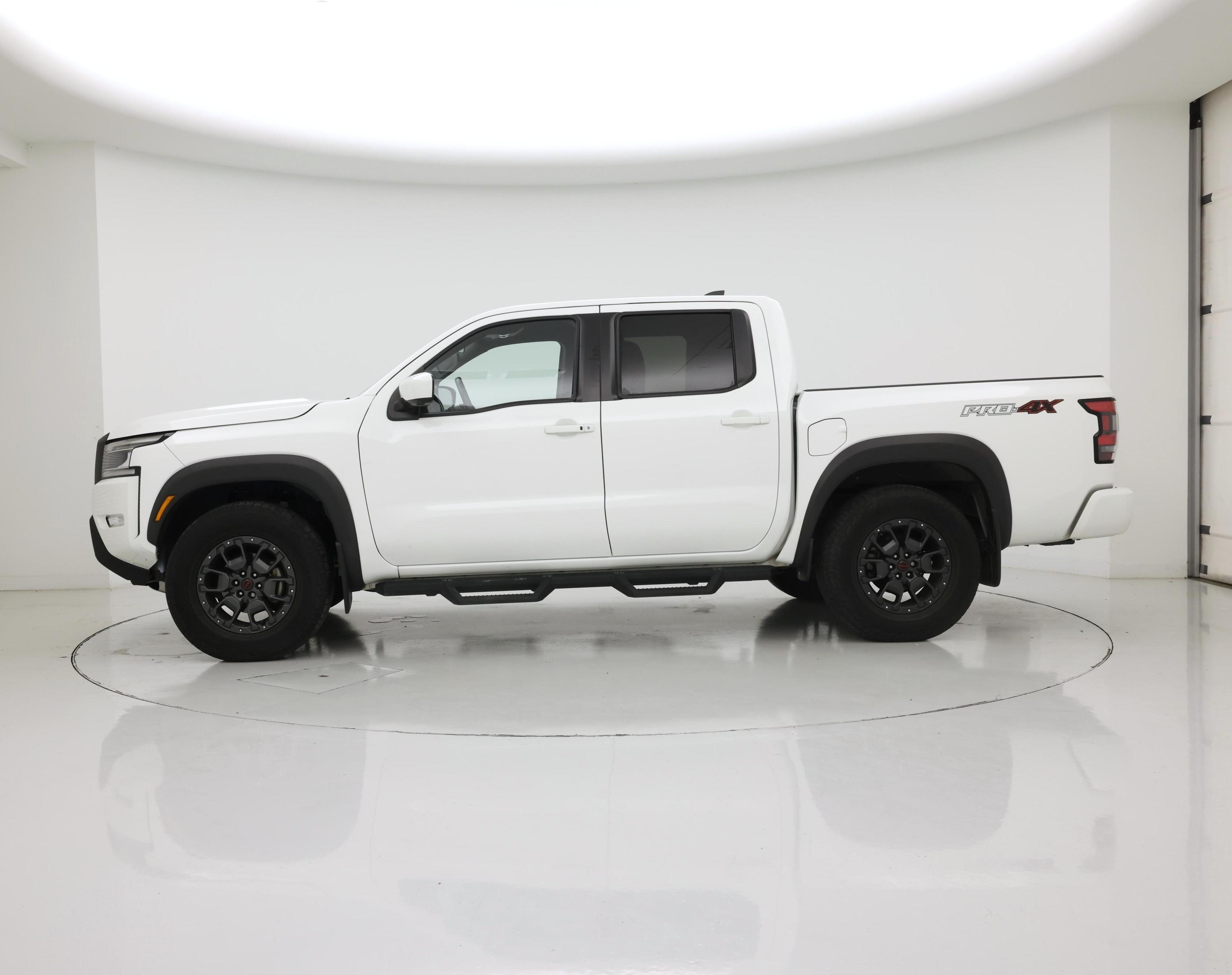 Thumbnail: 2023 Nissan Frontier - 3