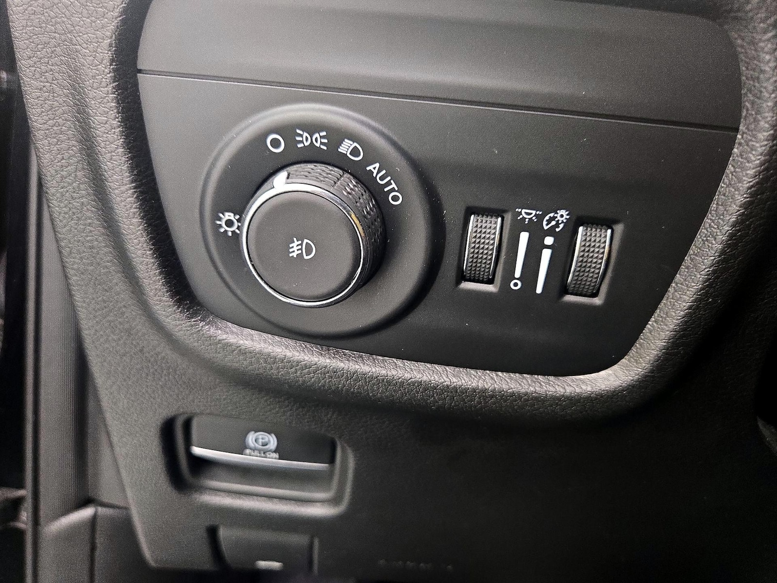 2023 Jeep Grand Cherokee Limited - Photo 14