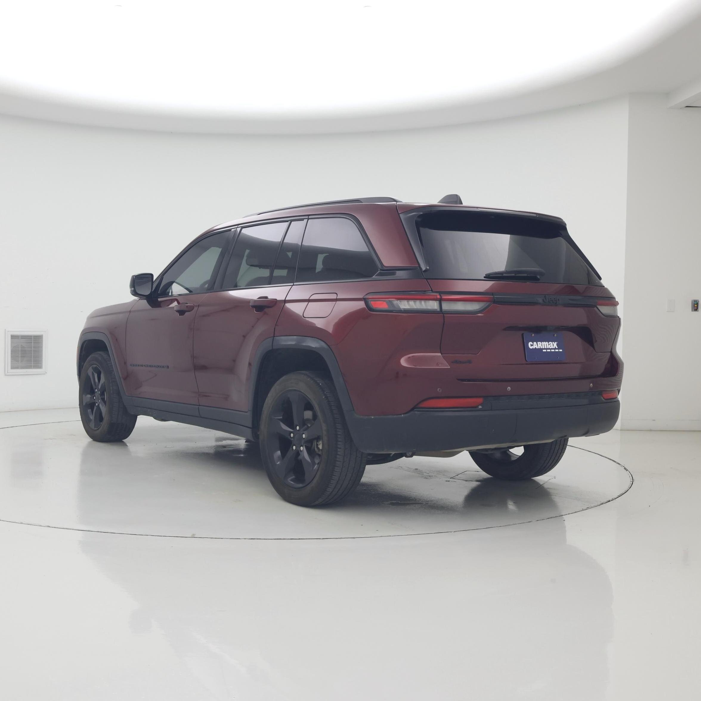 Thumbnail: 2023 Jeep Grand Cherokee - 2