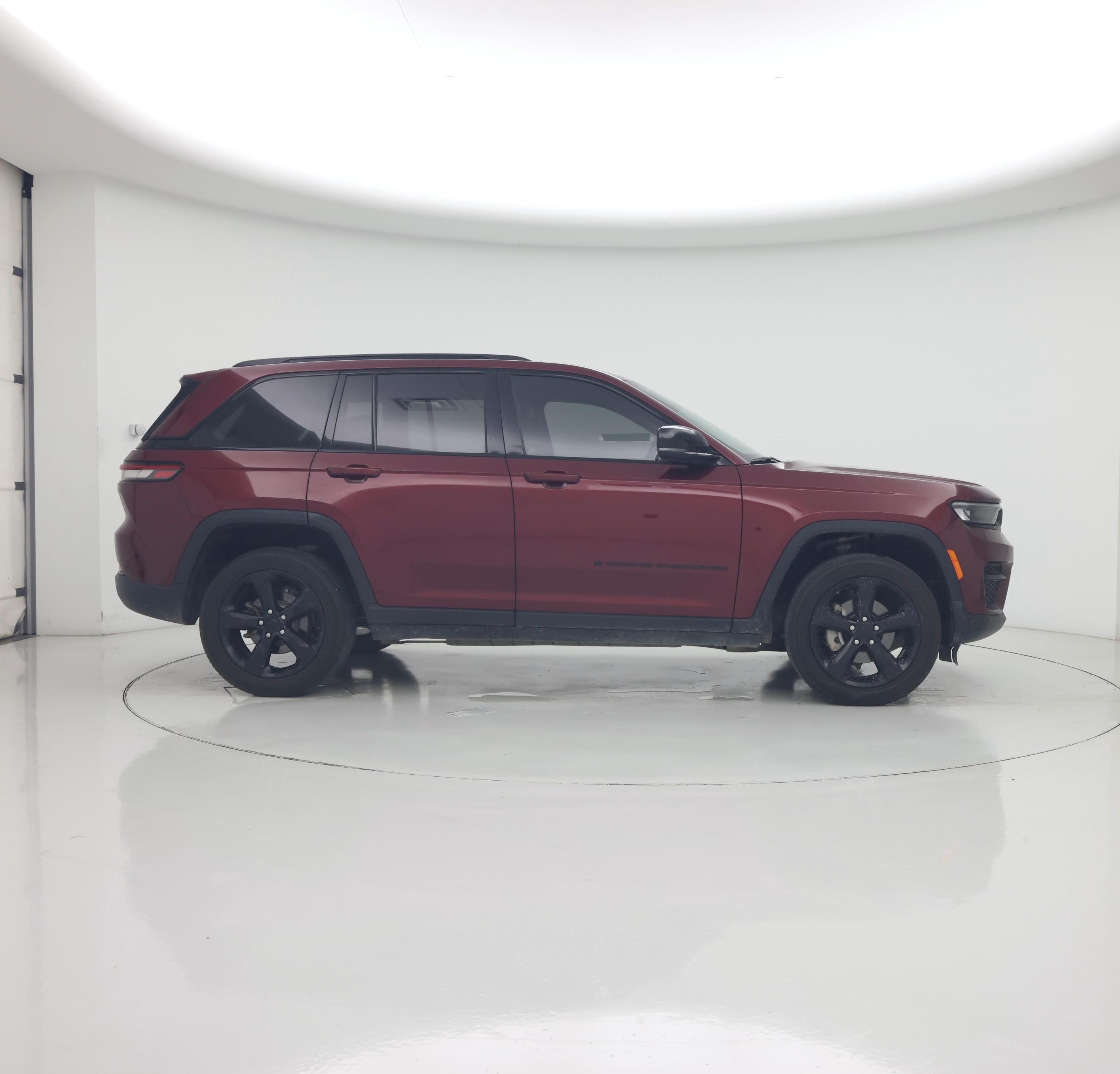Thumbnail: 2023 Jeep Grand Cherokee - 7