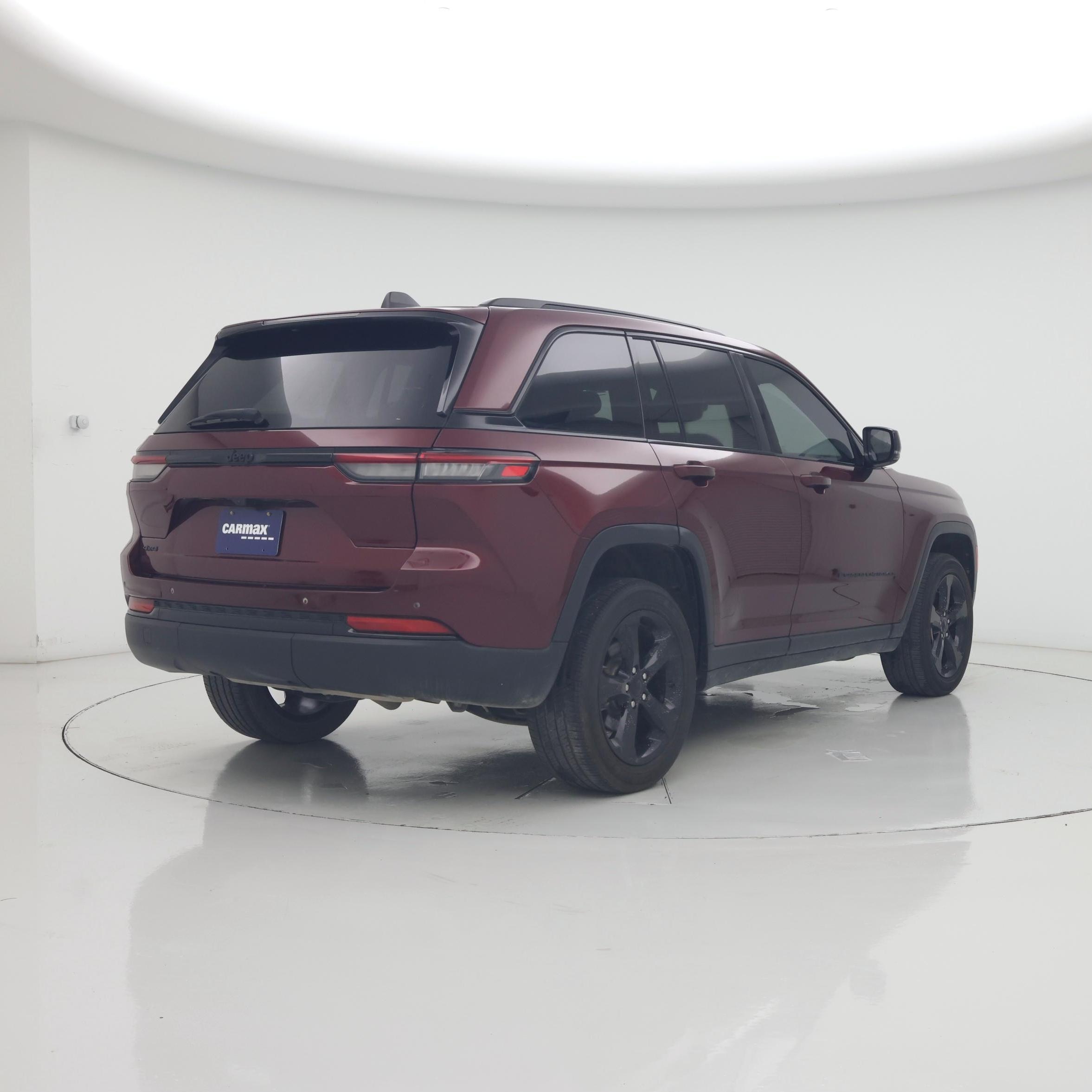 Thumbnail: 2023 Jeep Grand Cherokee - 8