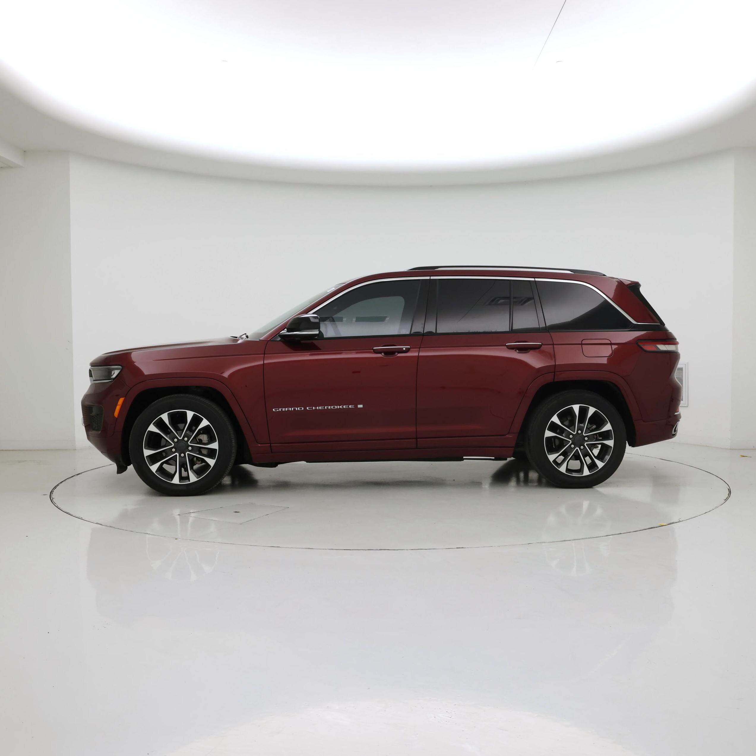 Thumbnail: 2023 Jeep Grand Cherokee - 3