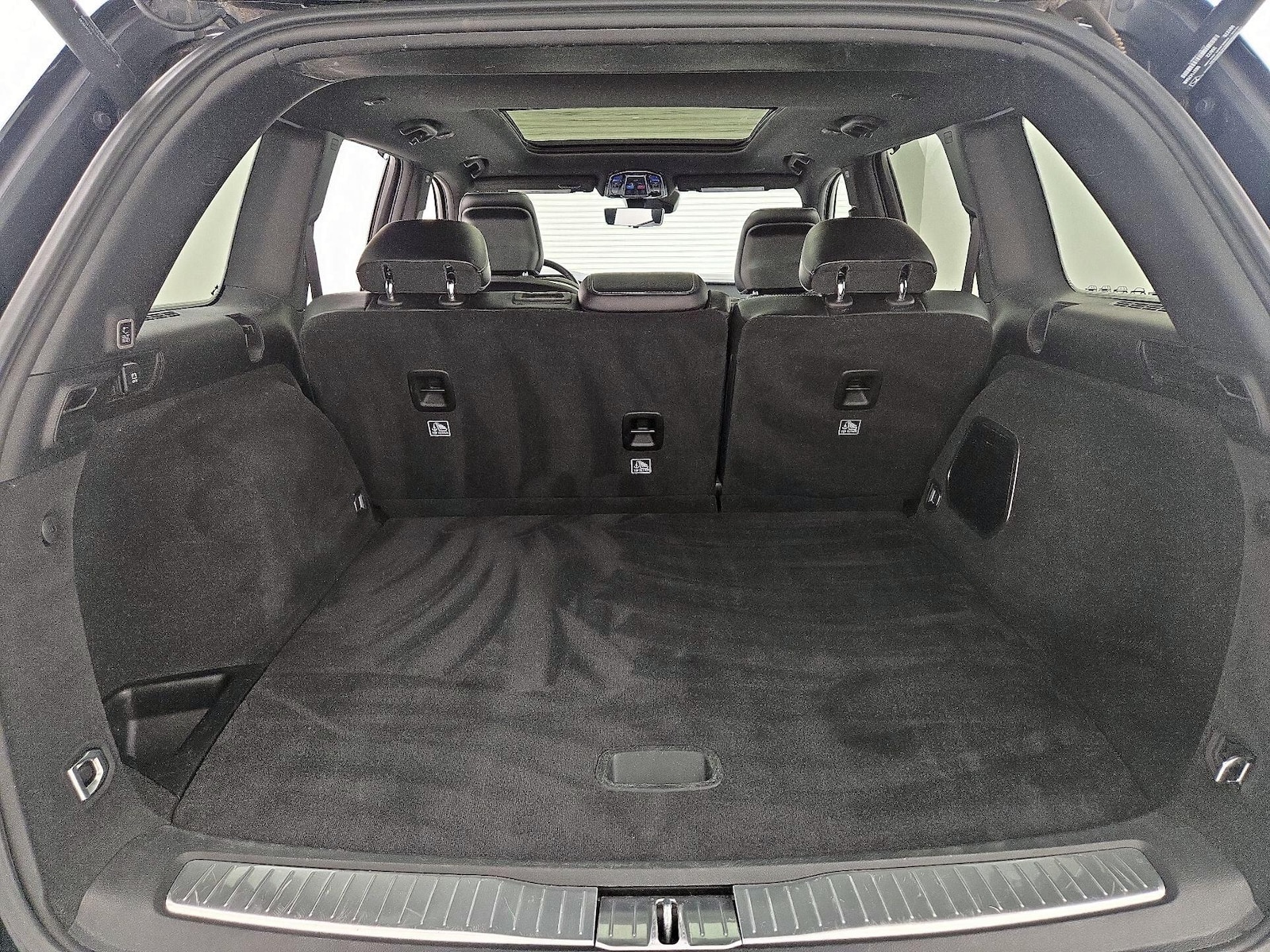 2023 Jeep Grand Cherokee Overland - Photo 23