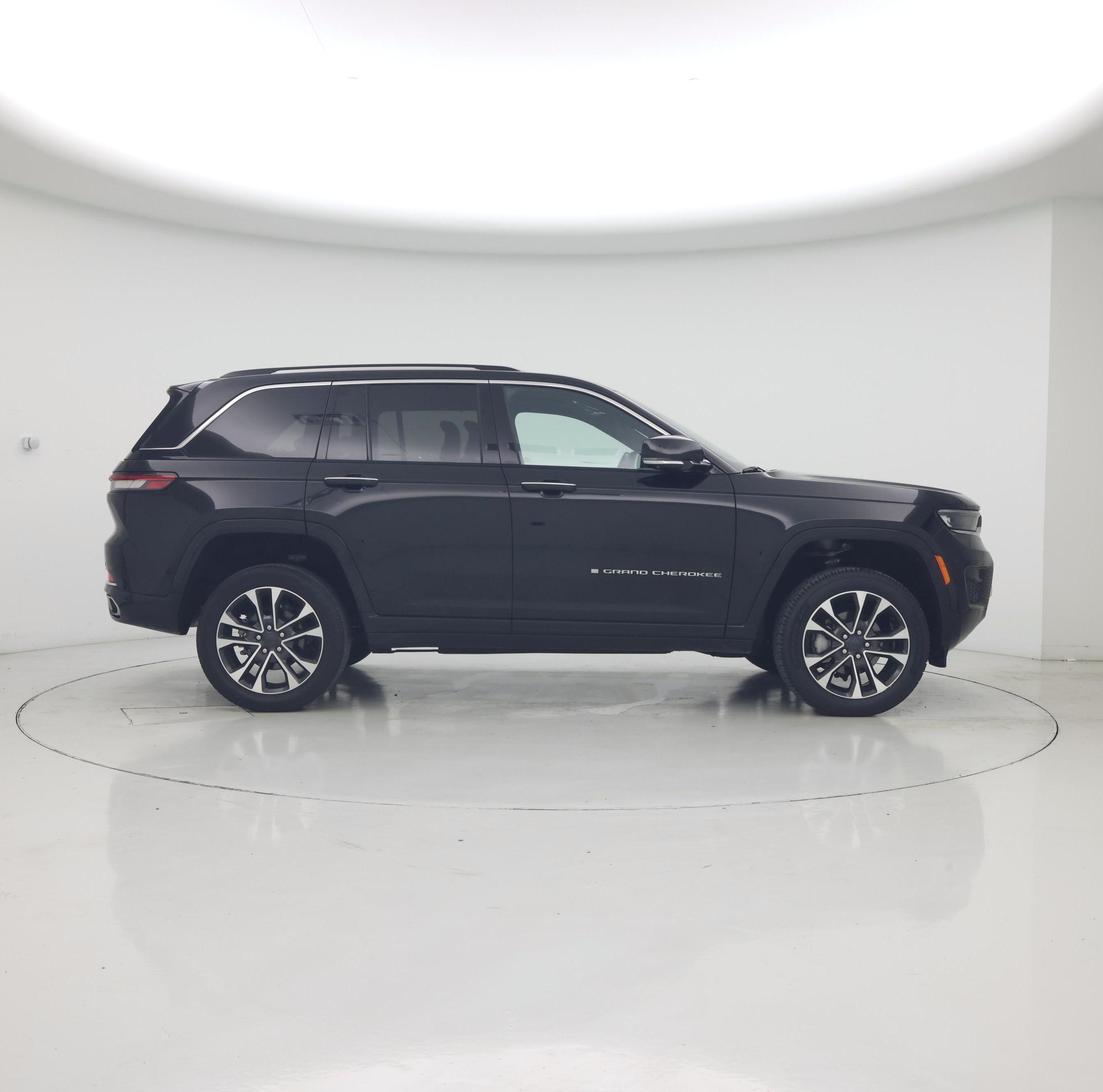 Thumbnail: 2023 Jeep Grand Cherokee - 7