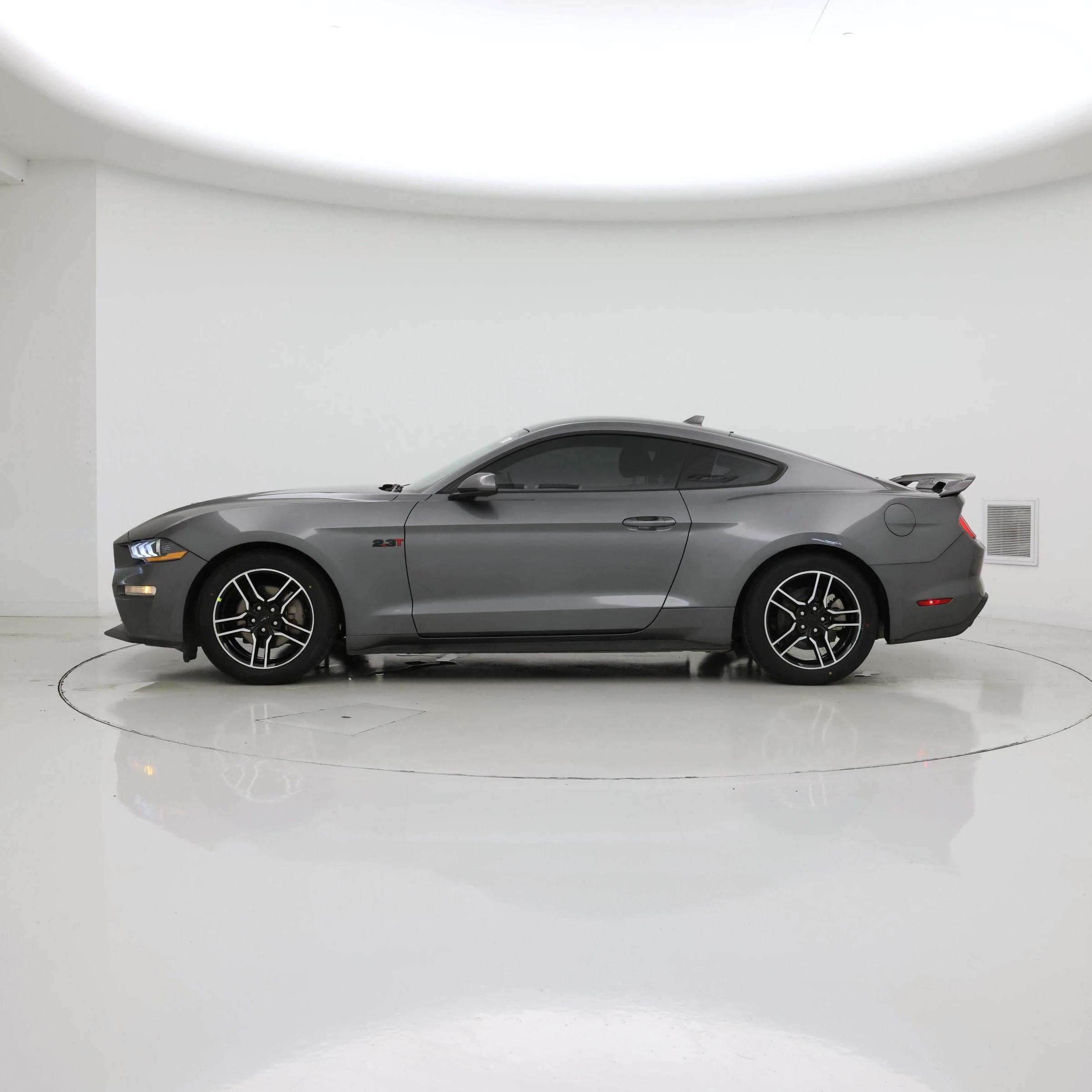 Thumbnail: 2022 Ford Mustang - 3