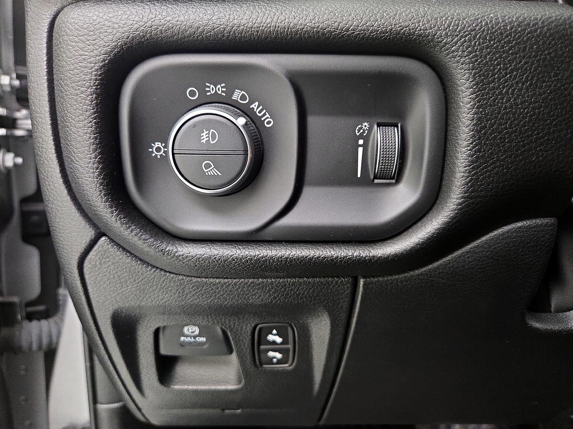 Thumbnail: 2023 RAM 1500 - 13