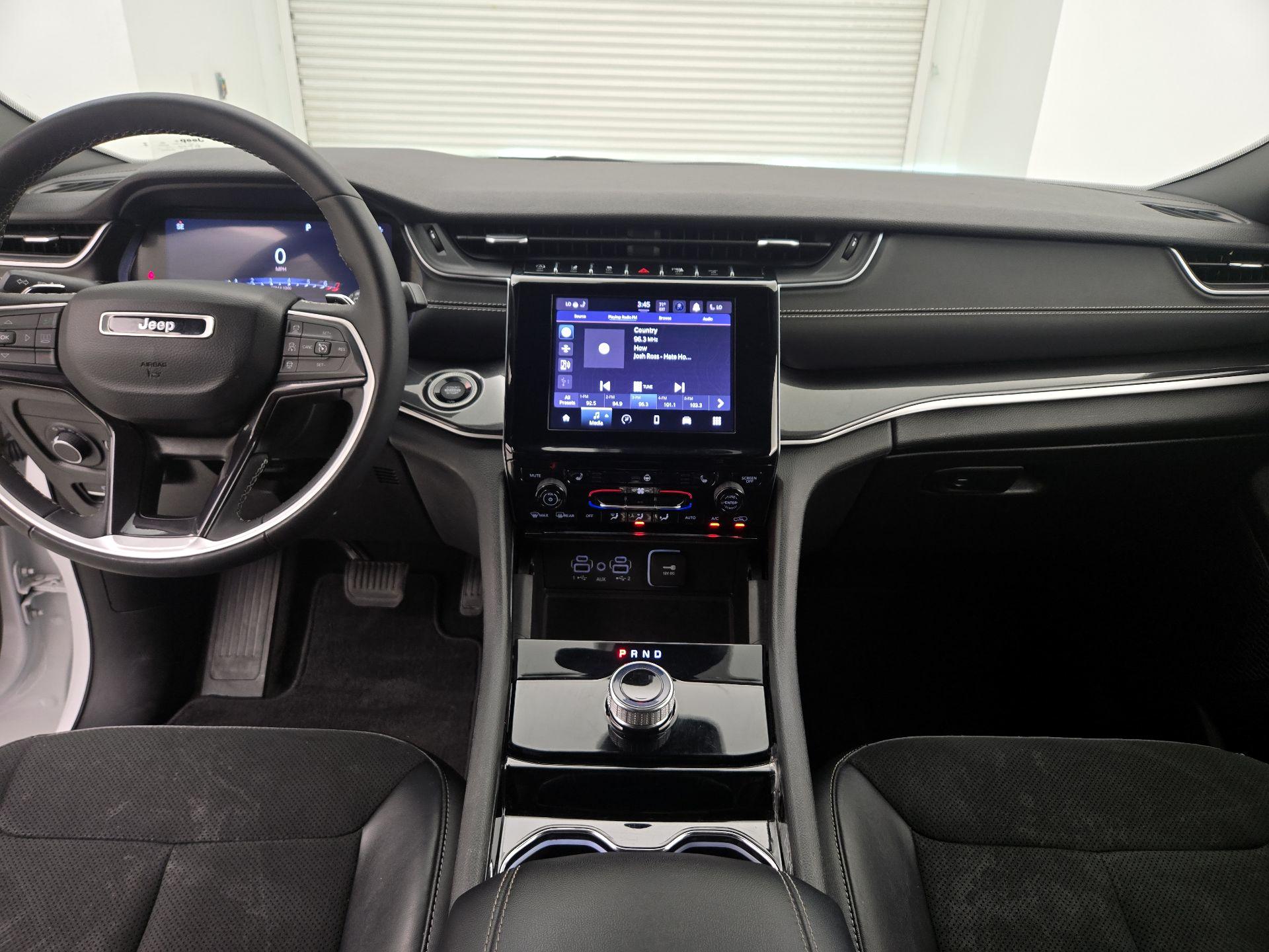 Thumbnail: 2023 Jeep Grand Cherokee - 9