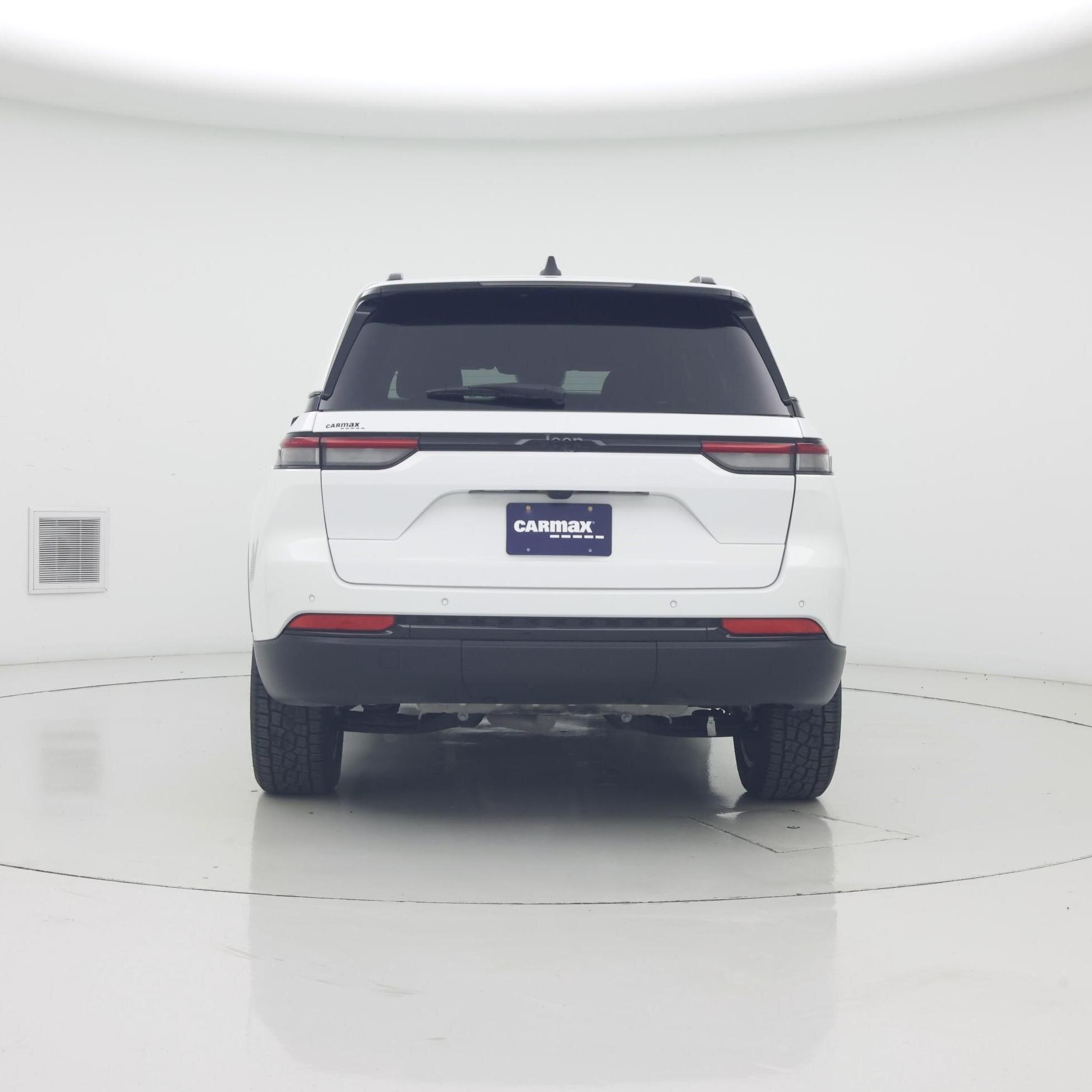 Thumbnail: 2023 Jeep Grand Cherokee - 6
