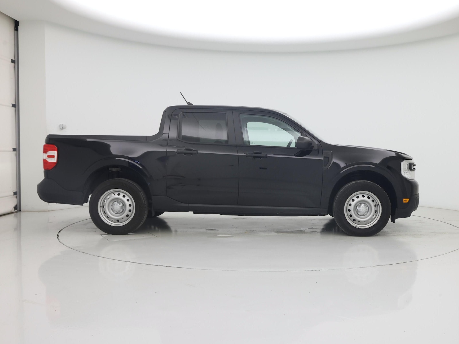 2023 Ford Maverick XL - Photo 8
