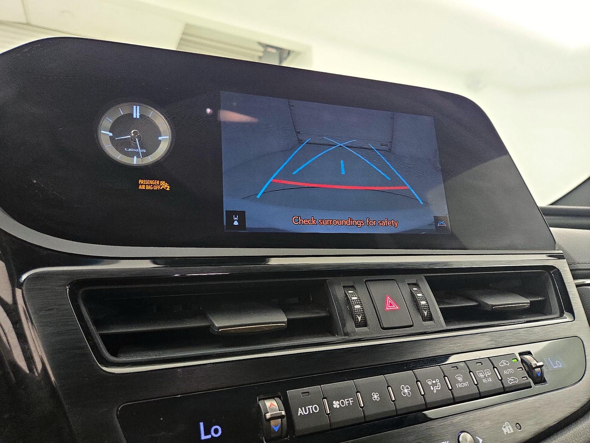 Thumbnail: 2024 Lexus ES - 15