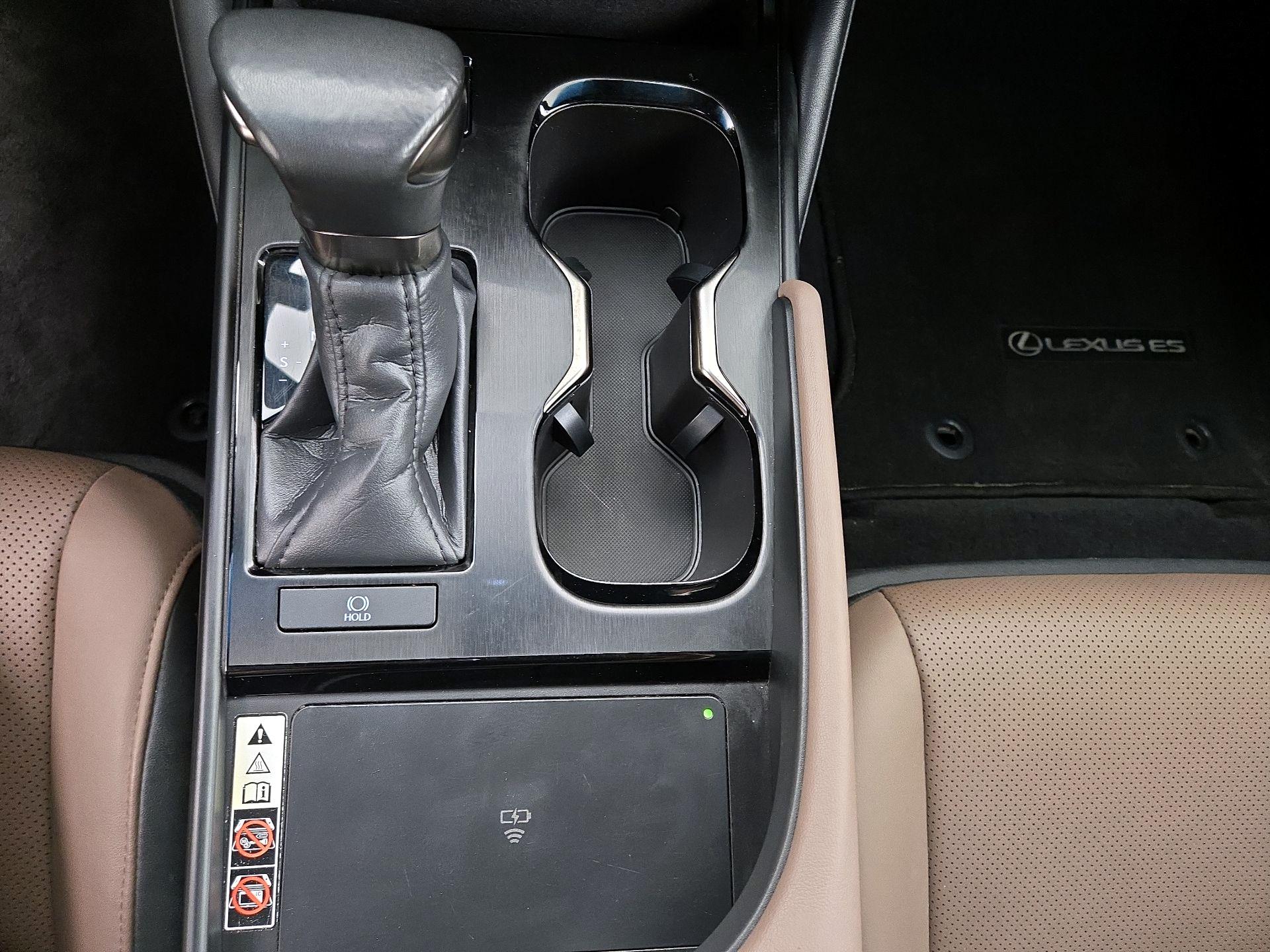 Thumbnail: 2024 Lexus ES - 18