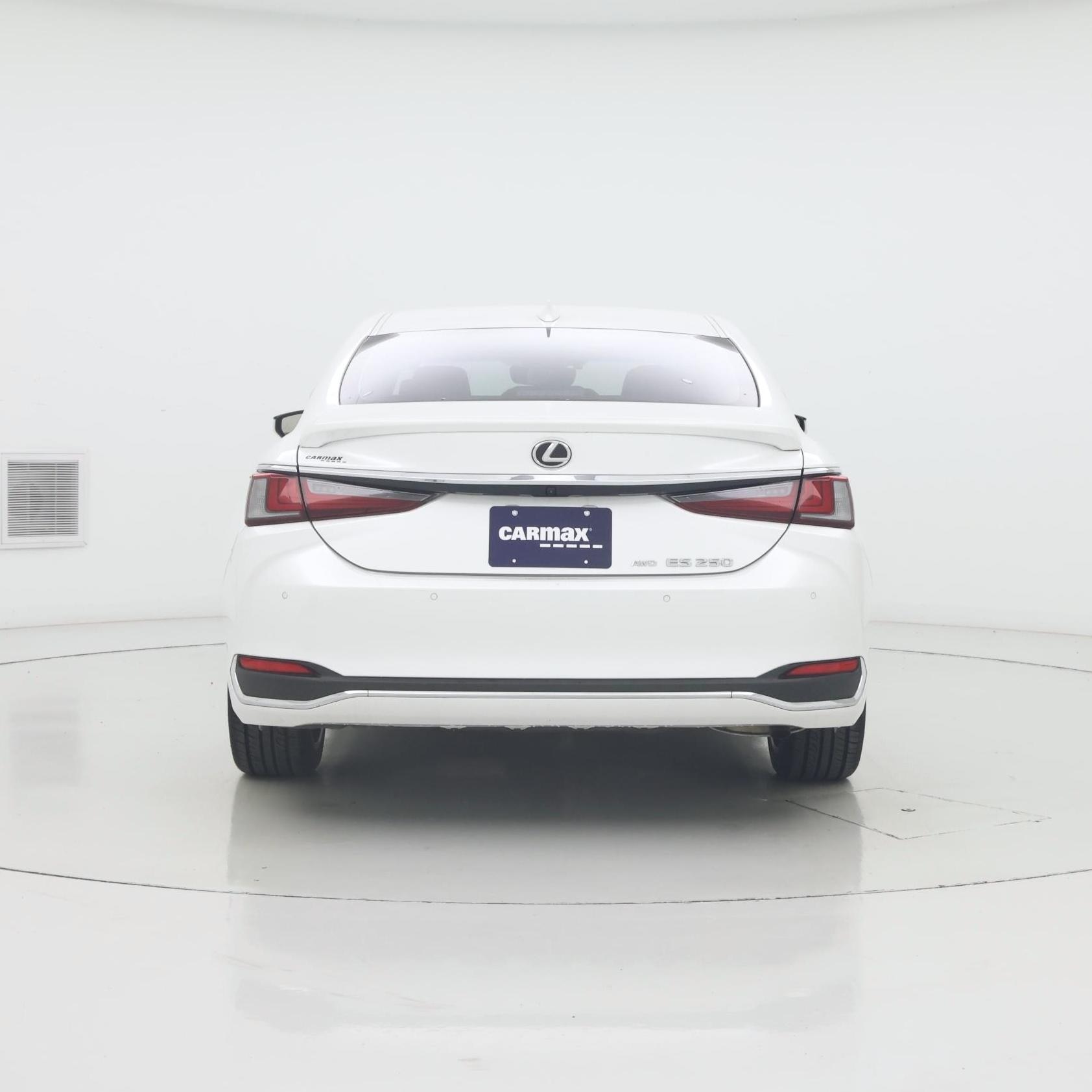 Thumbnail: 2024 Lexus ES - 6