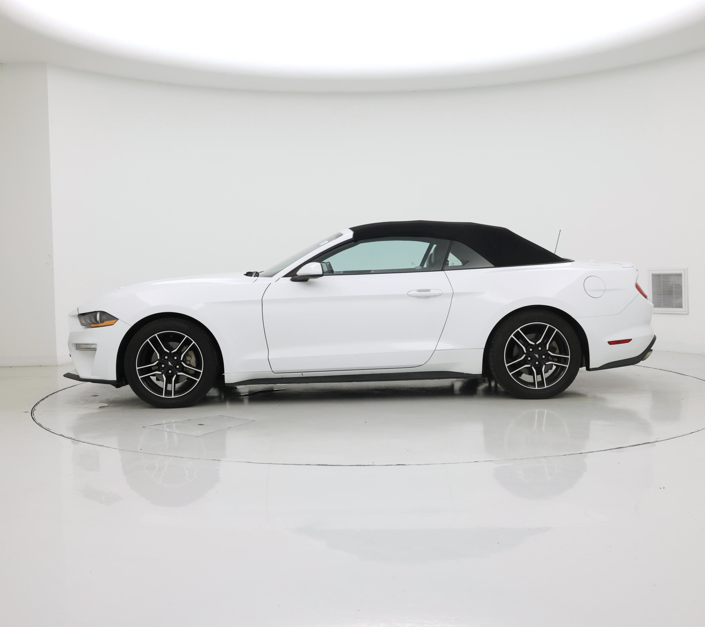 Thumbnail: 2023 Ford Mustang - 3