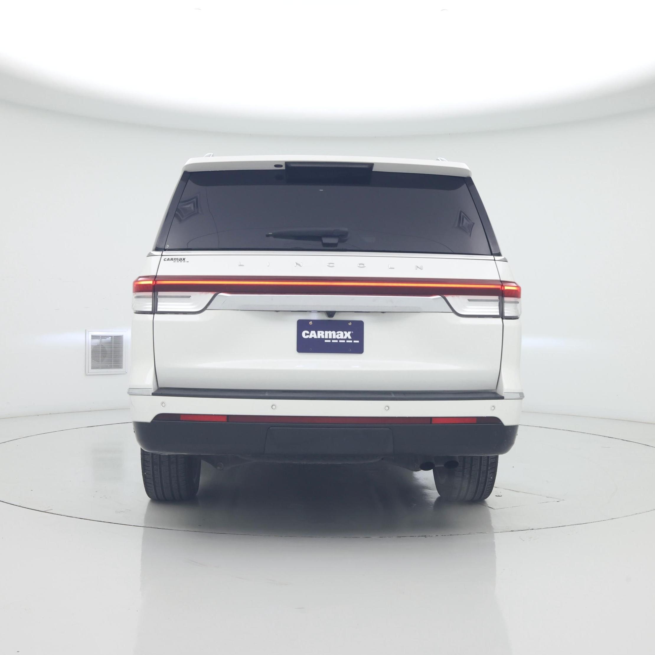 Thumbnail: 2022 Lincoln Navigator L - 6