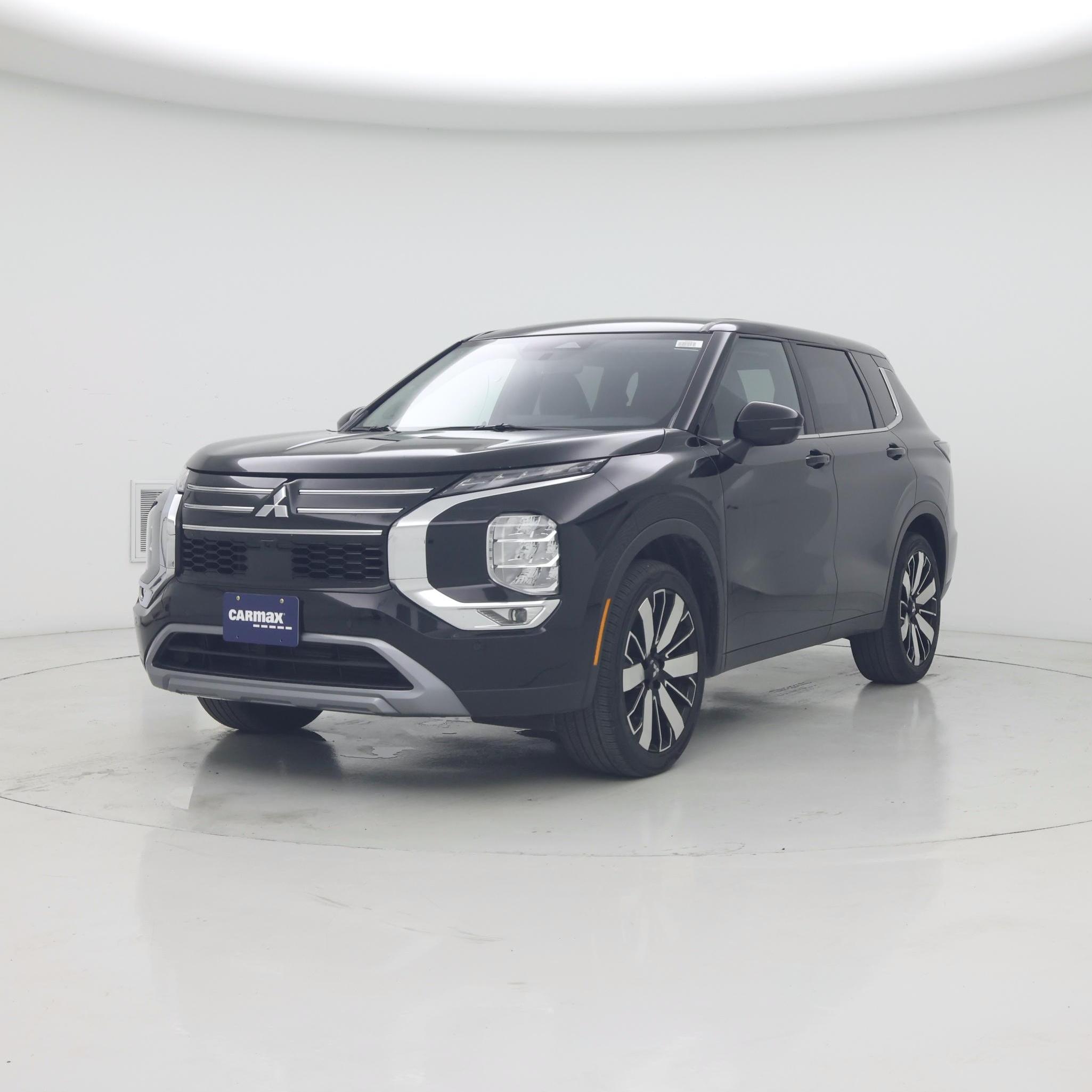 Thumbnail: 2025 Mitsubishi Outlander - 4